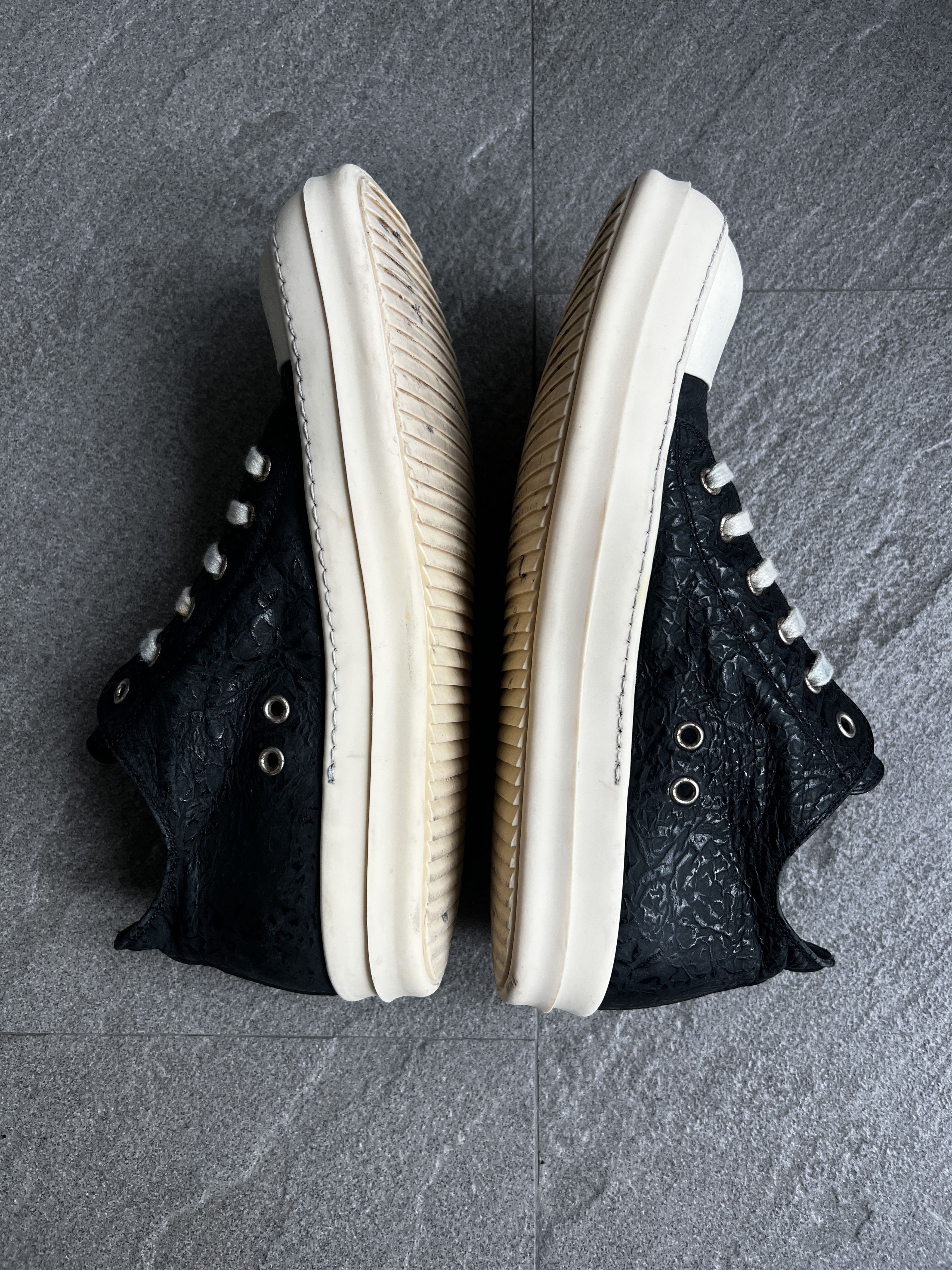Rick Owens Rick Owens Distressed Leather Low Sneakers EU41 Size US 8 / EU 41 - 8 Thumbnail