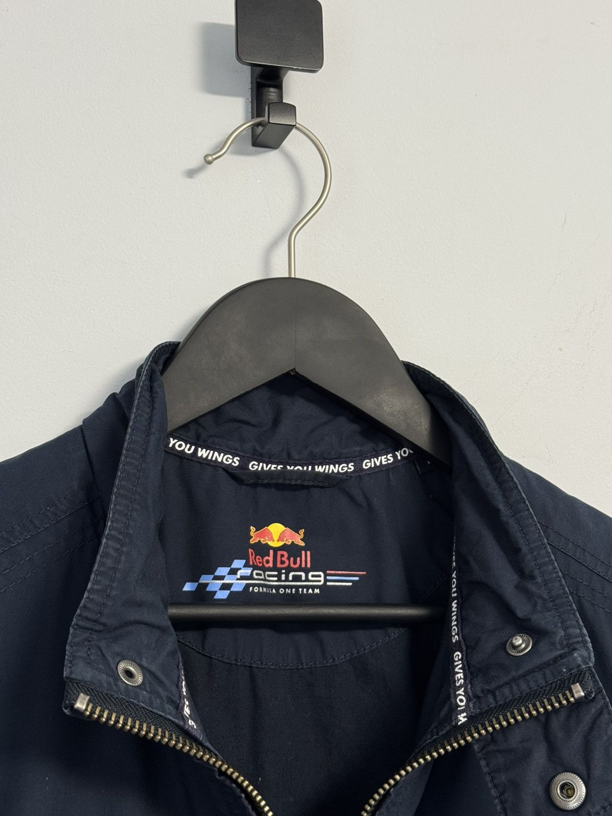 Red Bull Red Bull Racing RB8 Jacket Navy Formula 1 F1 Windbreaker Size US L / EU 52-54 / 3 - 10 Thumbnail