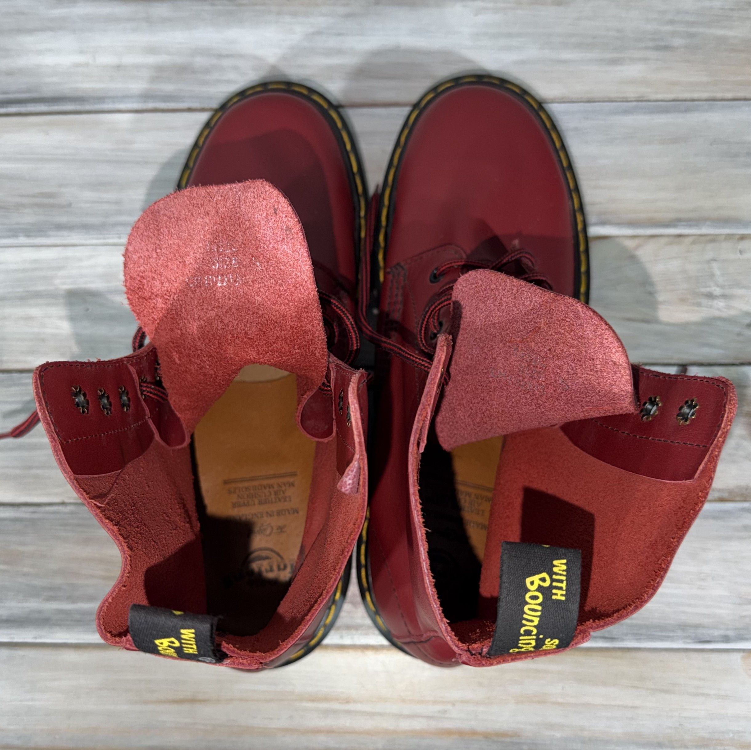 Dr. Martens Dr MARTENS Y552 Cherry Red Made In England Leather Boots Size US 7 / IT 37 - 22 Thumbnail