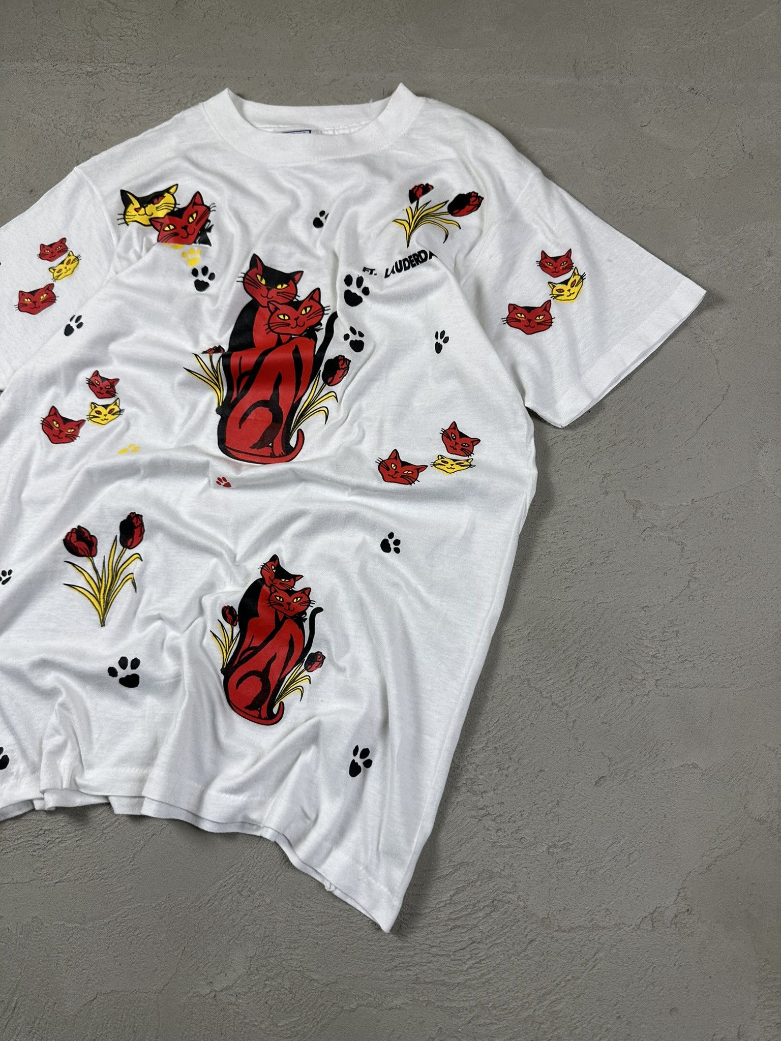 Vintage 90s Vintage Cute Cats Cat Animal Graphic T-shirt Size US L / EU 52-54 / 3 - 3 Thumbnail