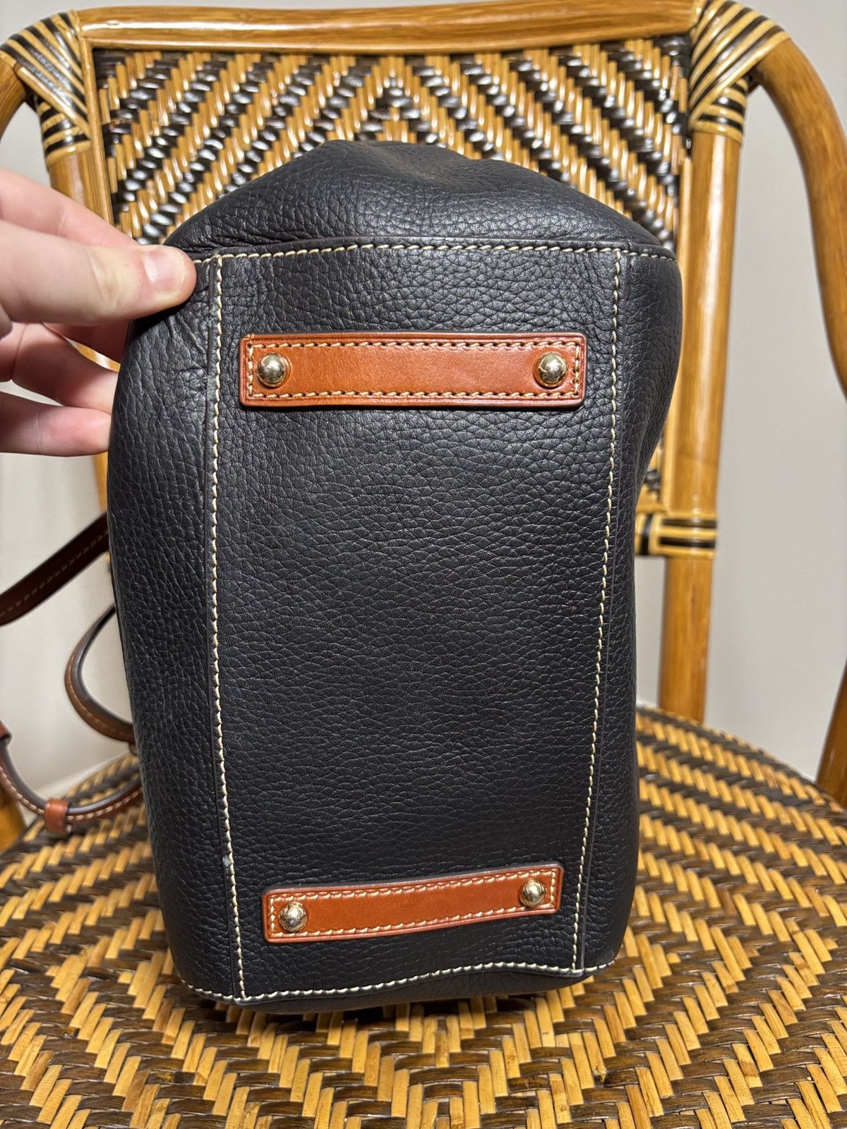Dooney & Bourke Dooney & Bourke Black Pebbled Leather Tote Brown Straps Size ONE SIZE - 5 Thumbnail