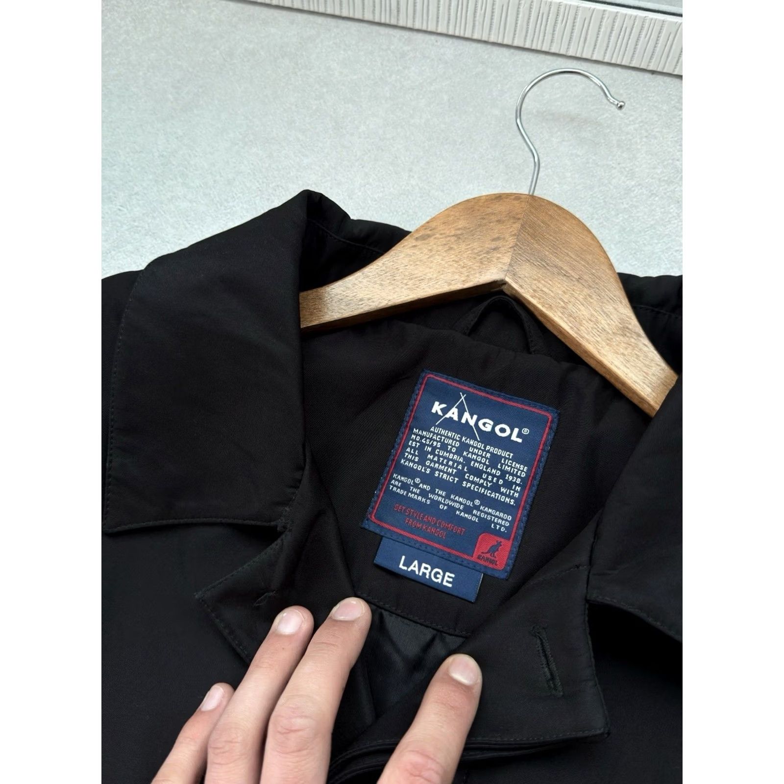 Kangol VINTAGE Kangol Jacket Men L Black Nylon Coat Windbreaker 90s City Classic Designer USA Italy Archive Streetwear 80s 90s Hip Hop Mens Size US L / EU 52-54 / 3 - 6 Thumbnail