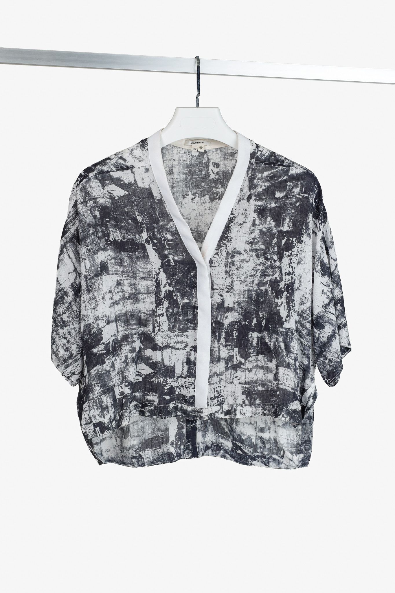 Helmut Lang Abstract Crepe Cropped Dolman-Sleeve Blouse