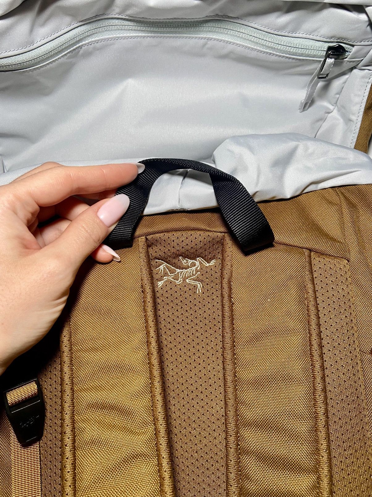 Arc'teryx Arc'teryx Mantis 30 Backpack Size 30 - 5 Thumbnail