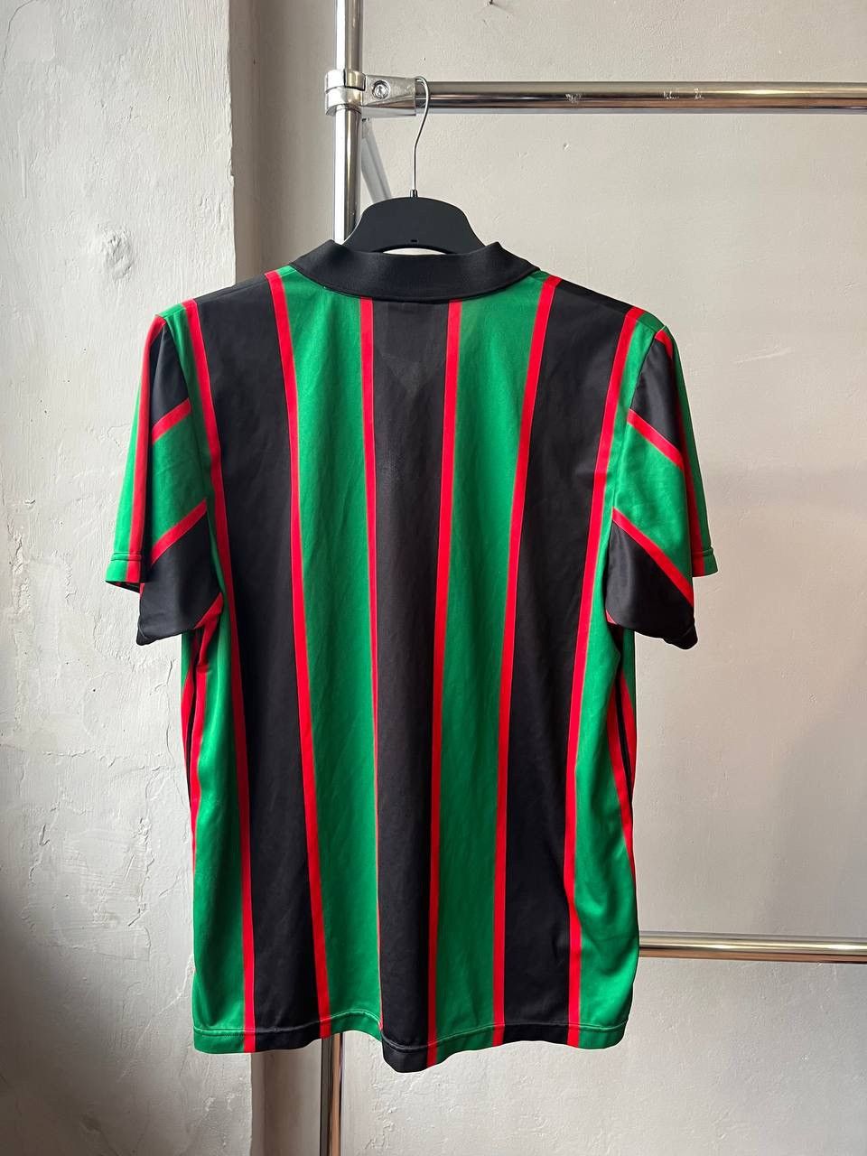 Vintage 1994 ASTON VILLA RETRO REMAKE AWAY SOCCER JERSEY SHIRT SZ L Size US L / EU 52-54 / 3 - 11 Thumbnail