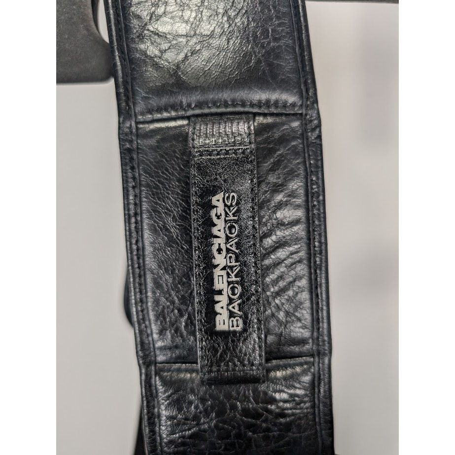 Adidas × Balenciaga o1rshd1 Q:2 /Size:L /Aged Arena Lamb Tonal Backpack in Black Size ONE SIZE - 17 Thumbnail