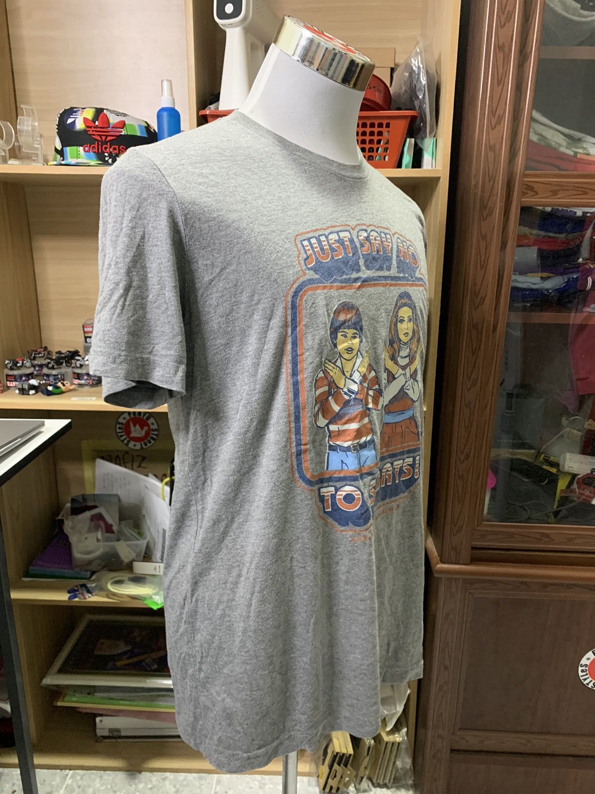 Canvas Just say no to sport short sleeve Size US L / EU 52-54 / 3 - 4 Thumbnail