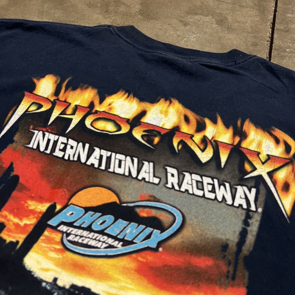NASCAR Vintage Y2K NASCAR Racing T Shirt Phoenix Raceway Y2K Flames Size US L / EU 52-54 / 3 - 8 Thumbnail