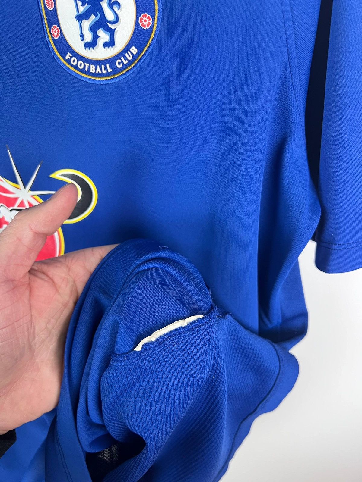 Nike Chelsea Nike Jersey t-shirts size L Size US L / EU 52-54 / 3 - 4 Thumbnail