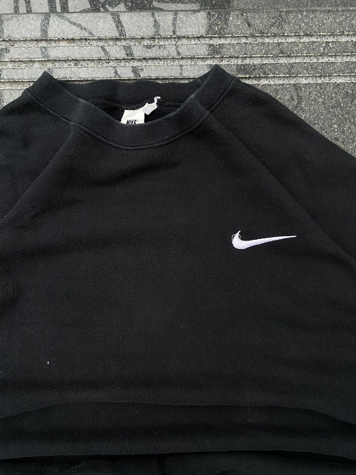 Nike × Vintage 90’s NIKE RETRO SWOOSH LOGO RARE Y2K OVERSIZED SWEATSHIRT Size US XL / EU 56 / 4 - 3 Thumbnail
