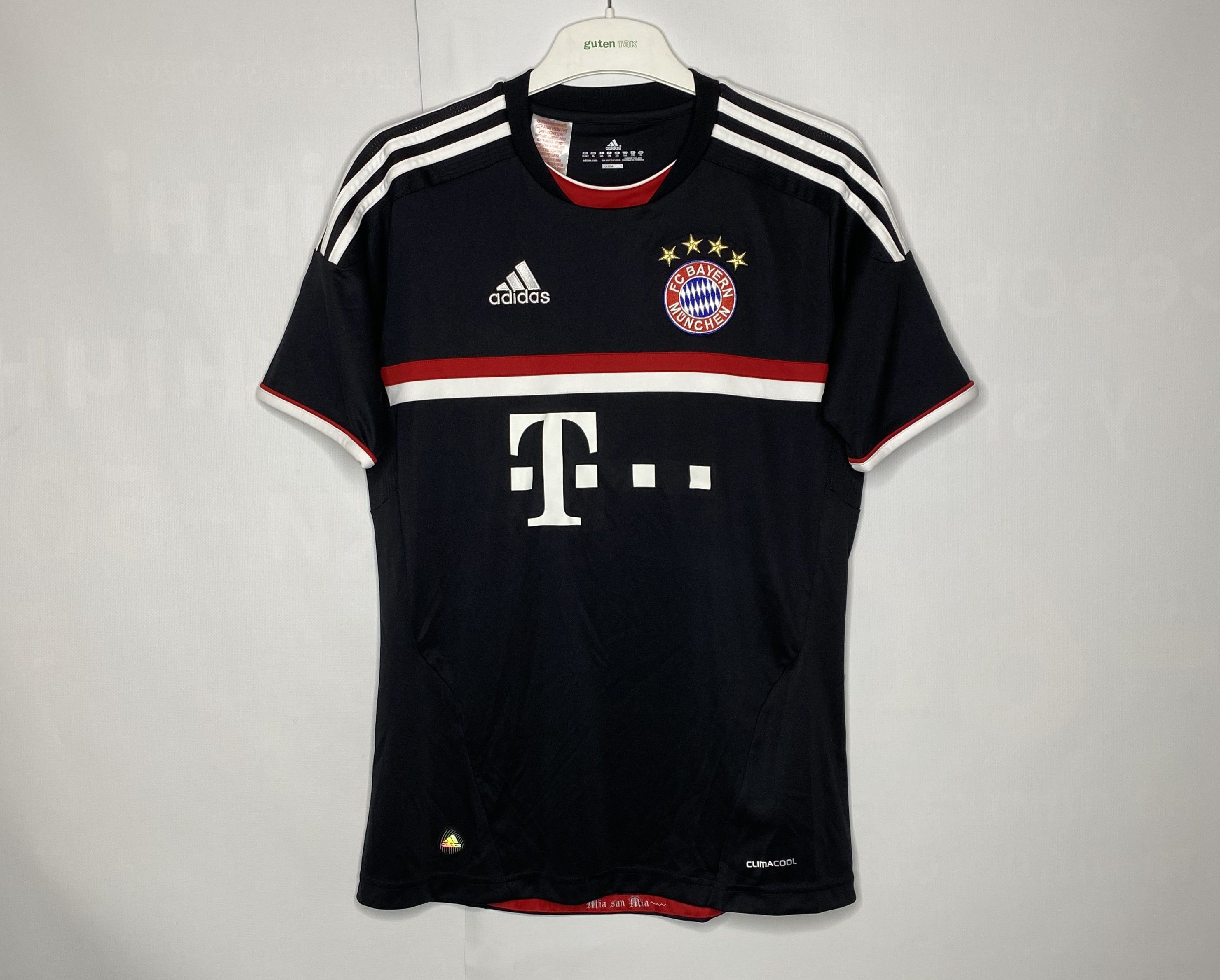 Adidas BAYERN MUNICH 2012 THIRD FOOTBALL SHIRT SOCCER JERSEY ADIDAS Size US S / EU 44-46 / 1 - 1 Thumbnail