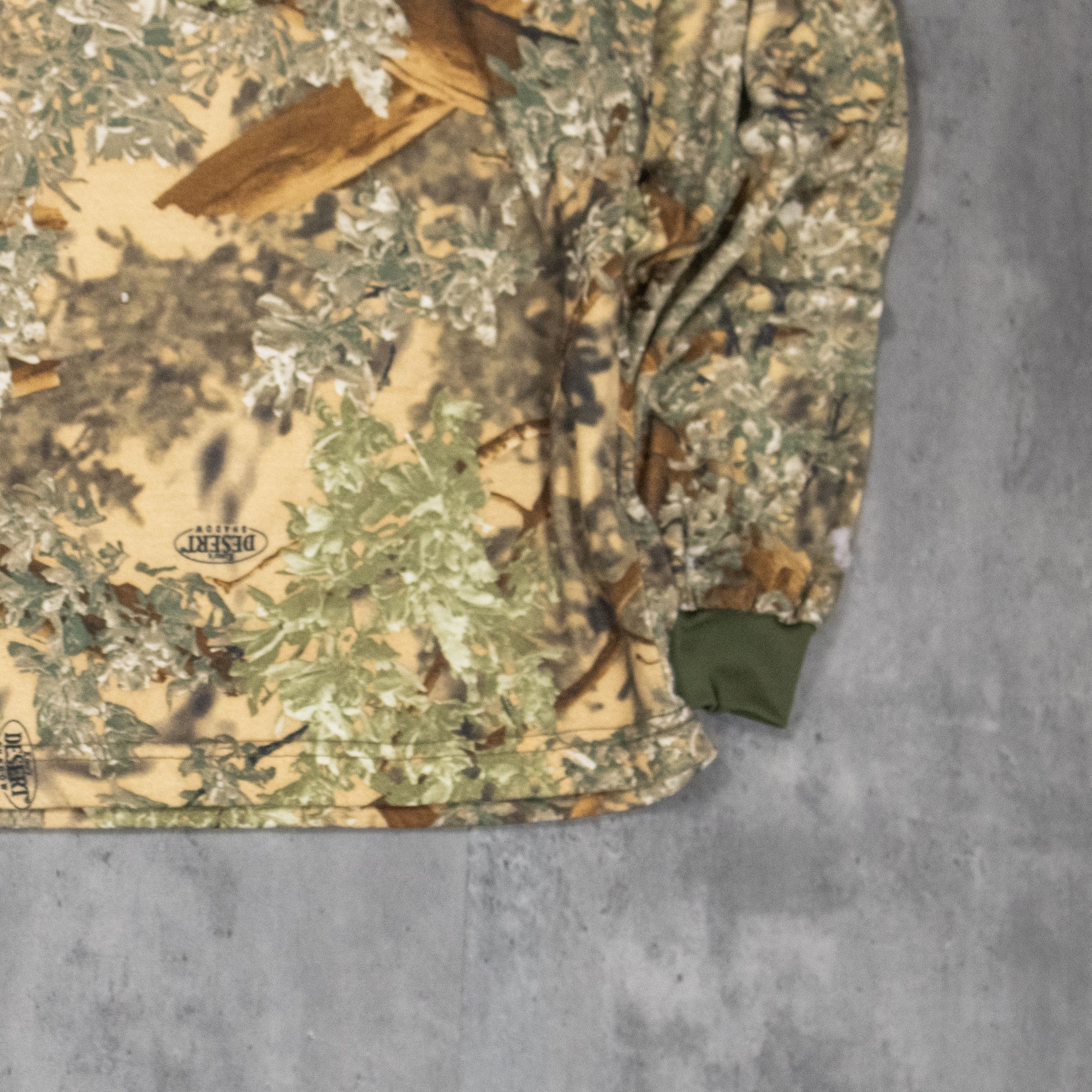 Realtree Y2K 2000's 00's Winter Real Tree Camo Long Sleeve T-Shirt Size US L / EU 52-54 / 3 - 4 Thumbnail