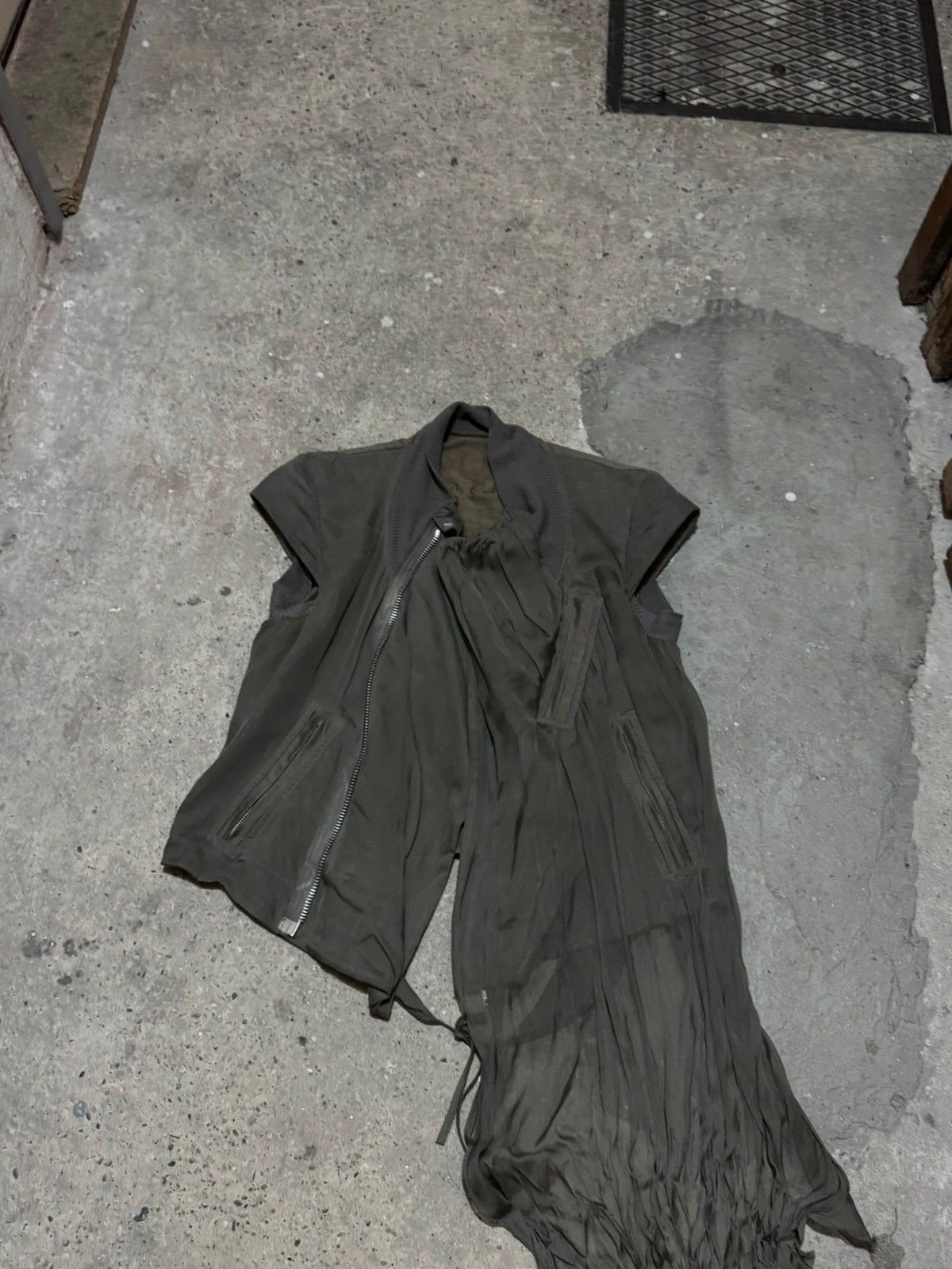 Rick Owens S/S 04 Rick owens silk vest Size M / US 6-8 / IT 42-44 - 8 Thumbnail