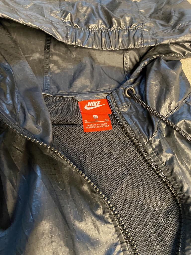 Nike Nike Black and White Windbreaker Size Youth XL /Adult Medium Size US M / EU 48-50 / 2 - 6 Thumbnail
