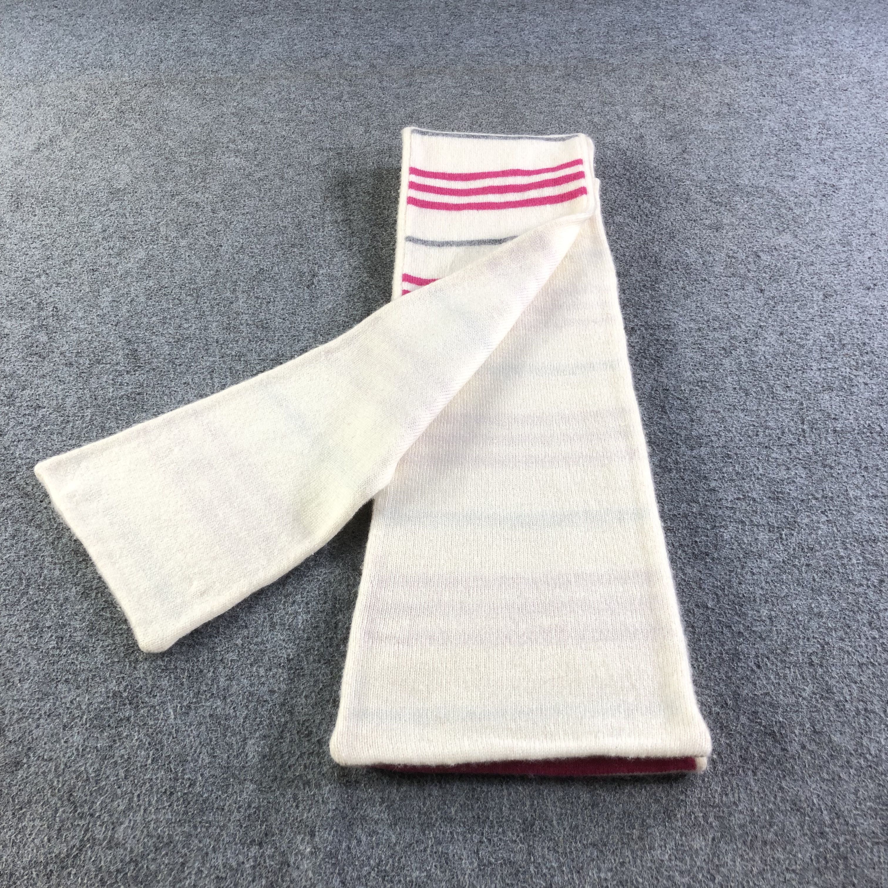 Burberry Burberry Blue Label Wool Scarf Muffler V1757 Size ONE SIZE - 4 Thumbnail
