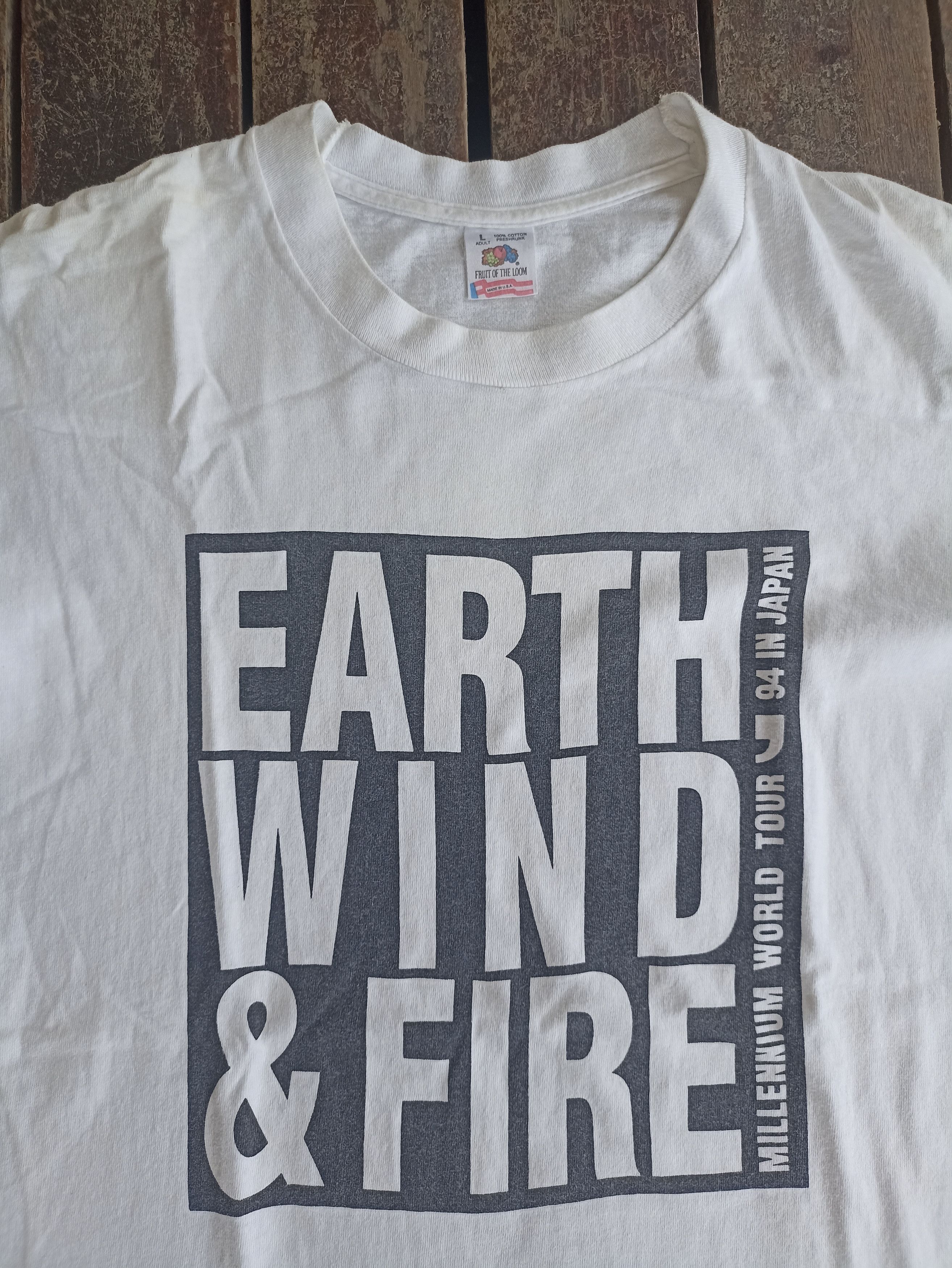 Band Tees × Vintage Earth Wind & Fire World Tour in Japan 1994 Size US L / EU 52-54 / 3 - 3 Thumbnail