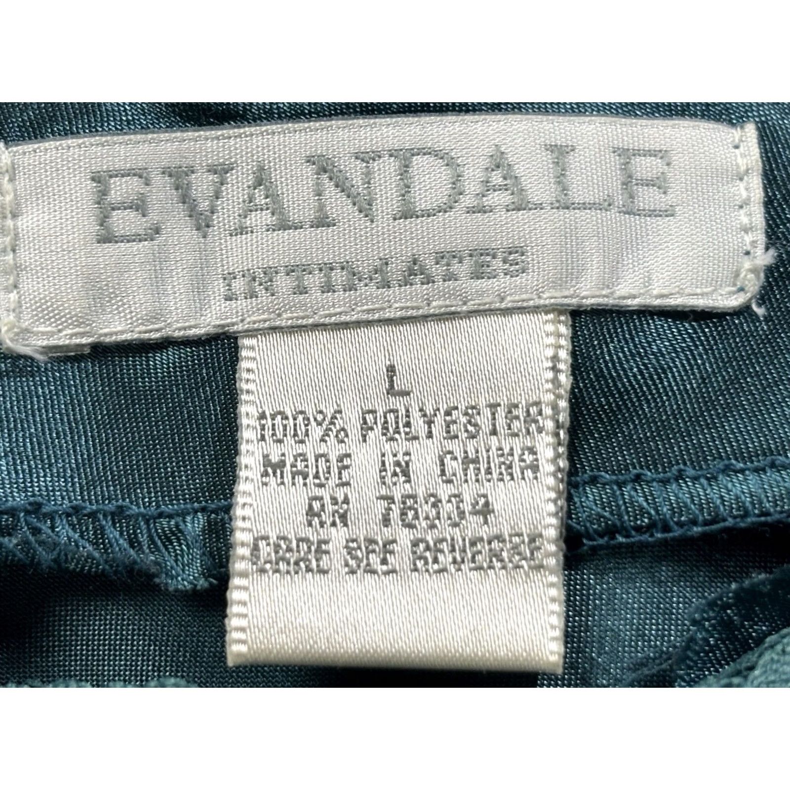 Vintage VINTAGE Evandale Intimates Satin Nightie Slip Nightgown Women’s L Green Lace Trim 1990s Womens Size ONE SIZE - 6 Thumbnail