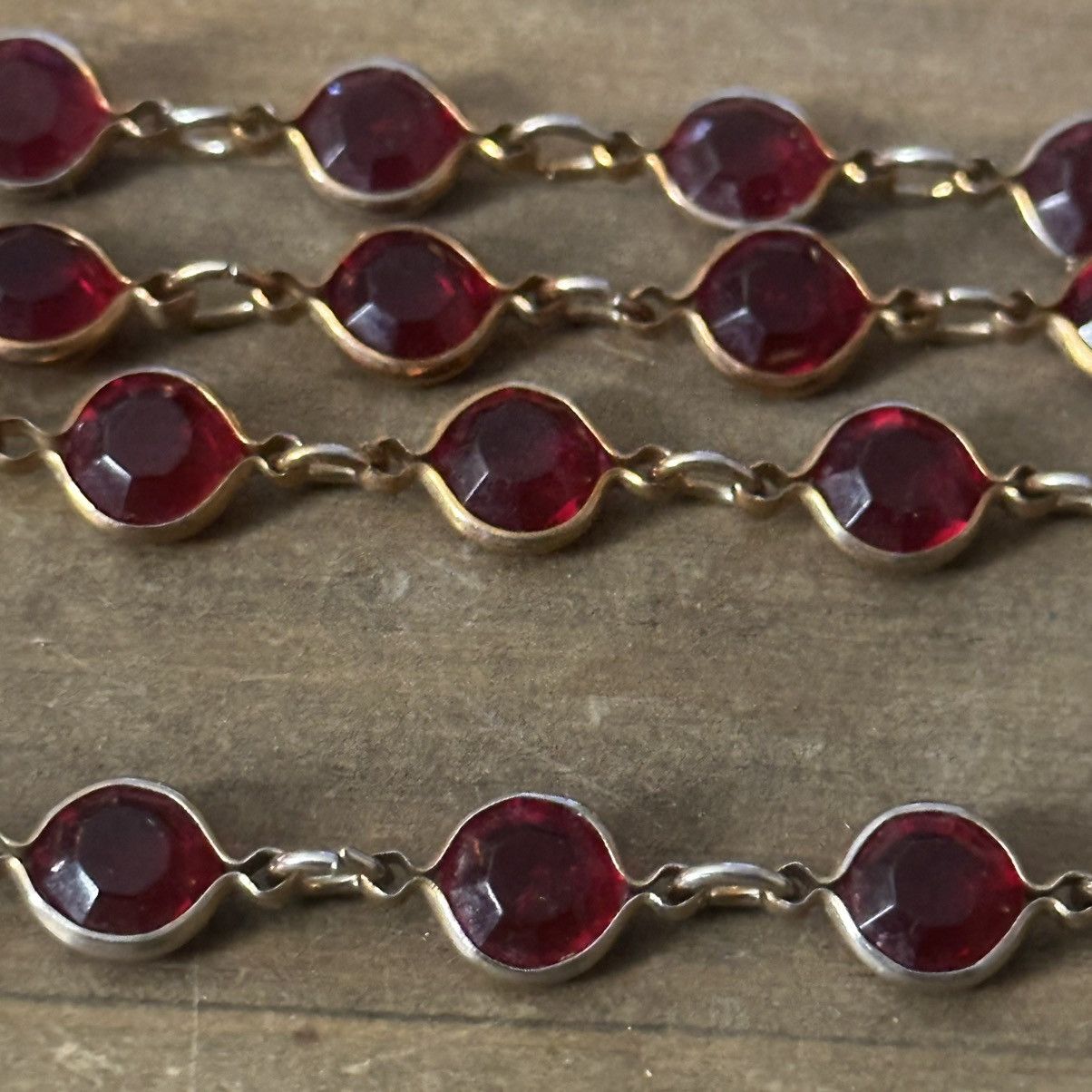 Other Two Sisters bezeled red stones necklace Size ONE SIZE - 3 Thumbnail