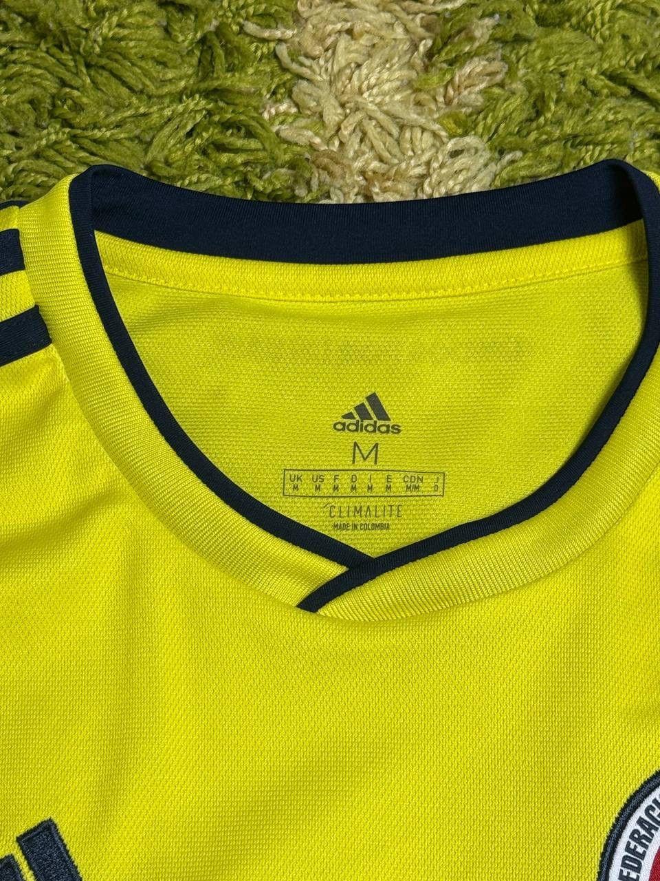Adidas 2018 Vintage Adidas Columbia Soccer Jersey Long Sleeve Size US M / EU 48-50 / 2 - 3 Thumbnail