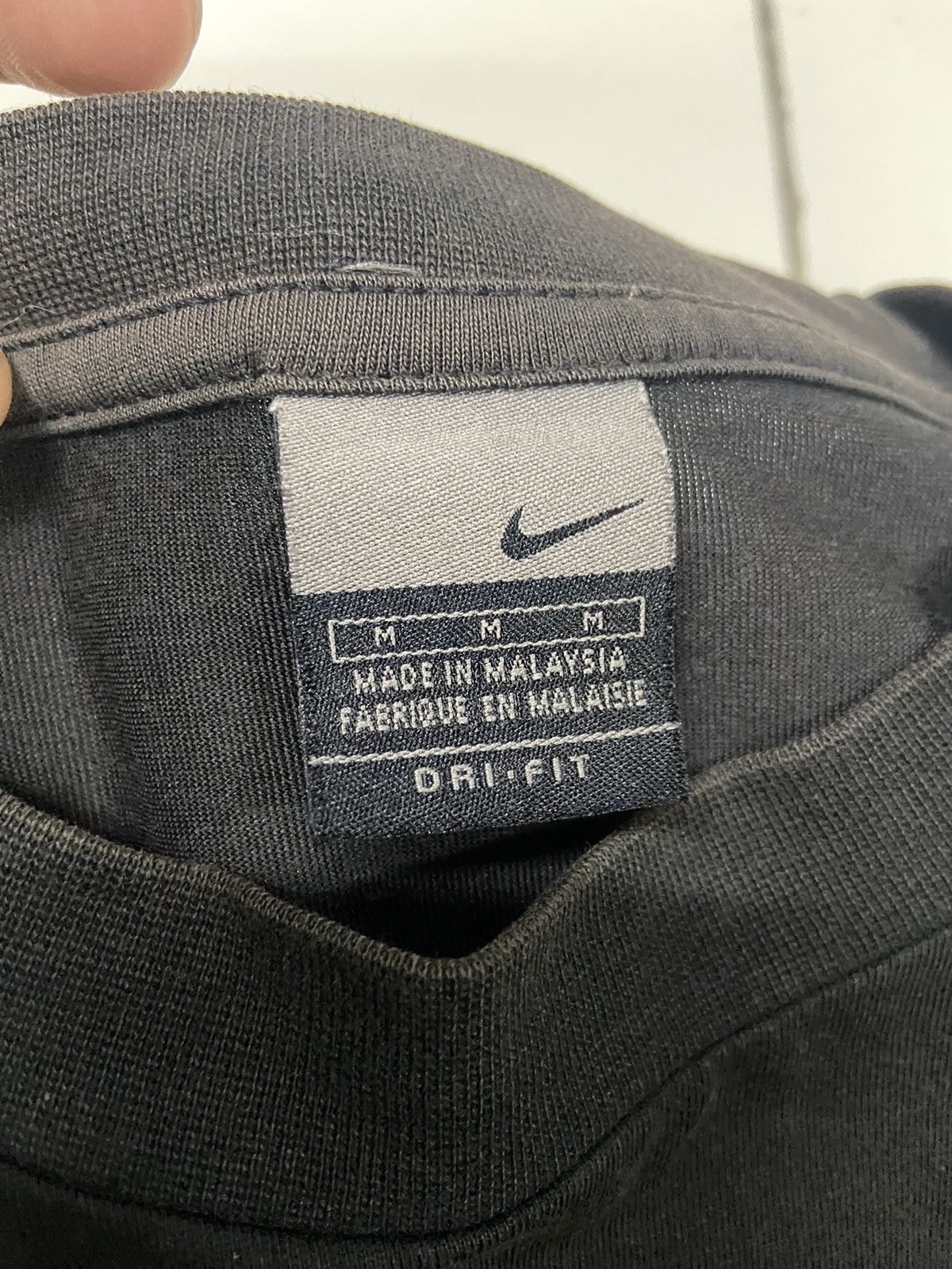 Nike VINTAGE 2000 NIKE SHOX BLACK TEE SHIRT Size US M / EU 48-50 / 2 - 8 Thumbnail