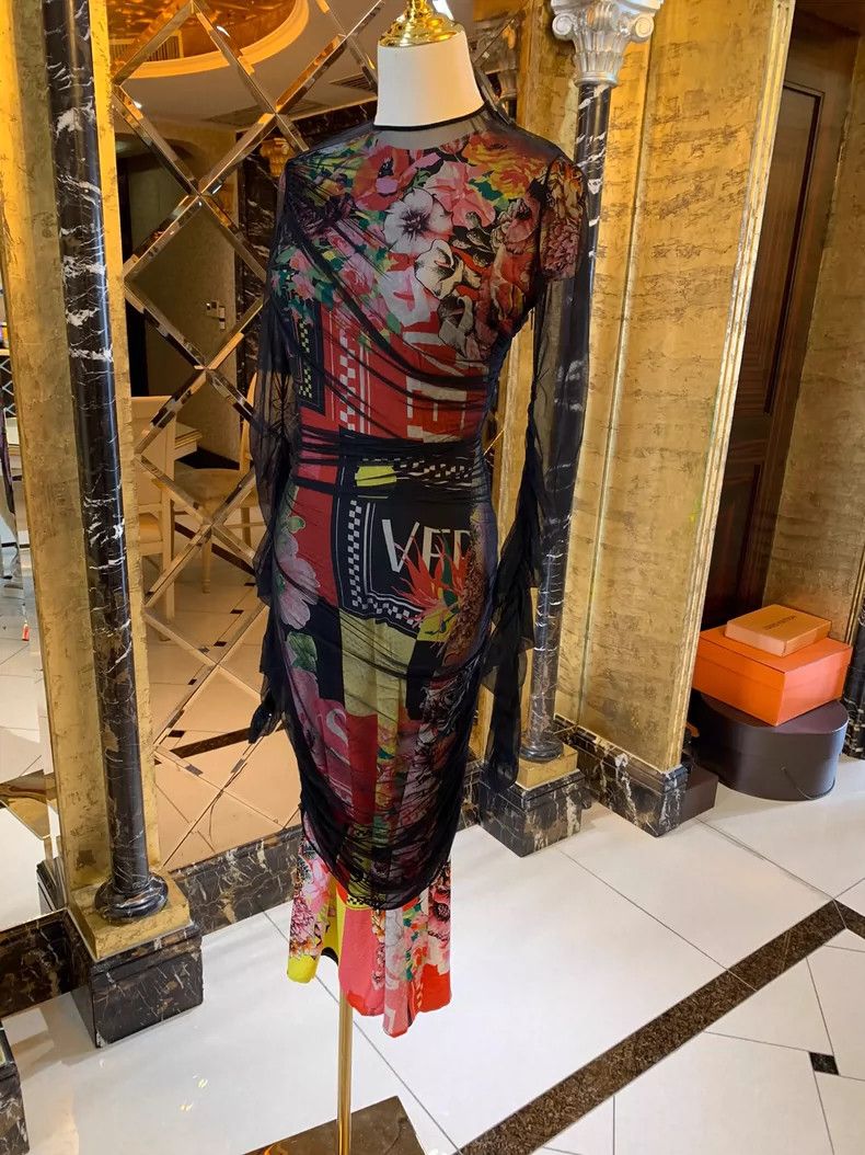 Versace Versace Two-piece dress dress Size M / US 6-8 / IT 42-44 - 4 Thumbnail