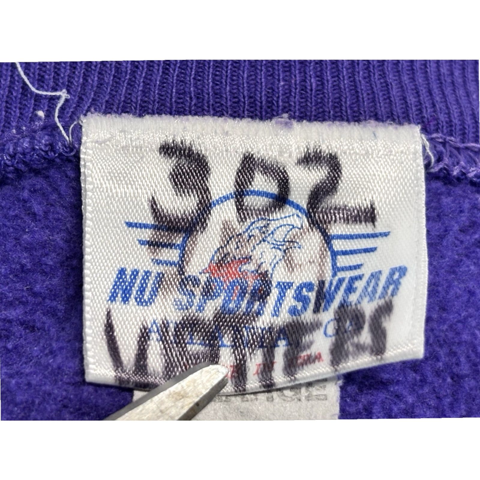 X-LARGE VINTAGE Nu Sportswear Auburn Mom Pullover Sweatshirt Women's XL Purple Floral 90s Fall Winter Size XL / US 12-14 / IT 48-50 - 7 Thumbnail