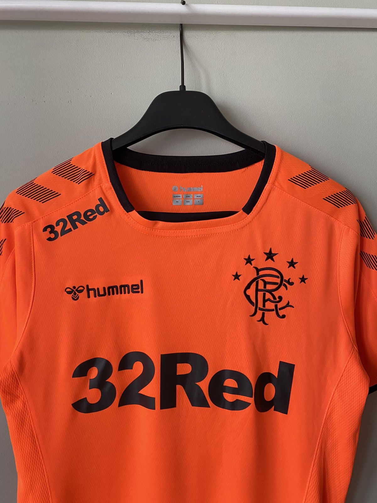 Chelsea Soccer × Hummel 2019-20 Glasgow Rangers Hummel Training Shirt jersey Size US XS / EU 42 / 0 - 2 Thumbnail