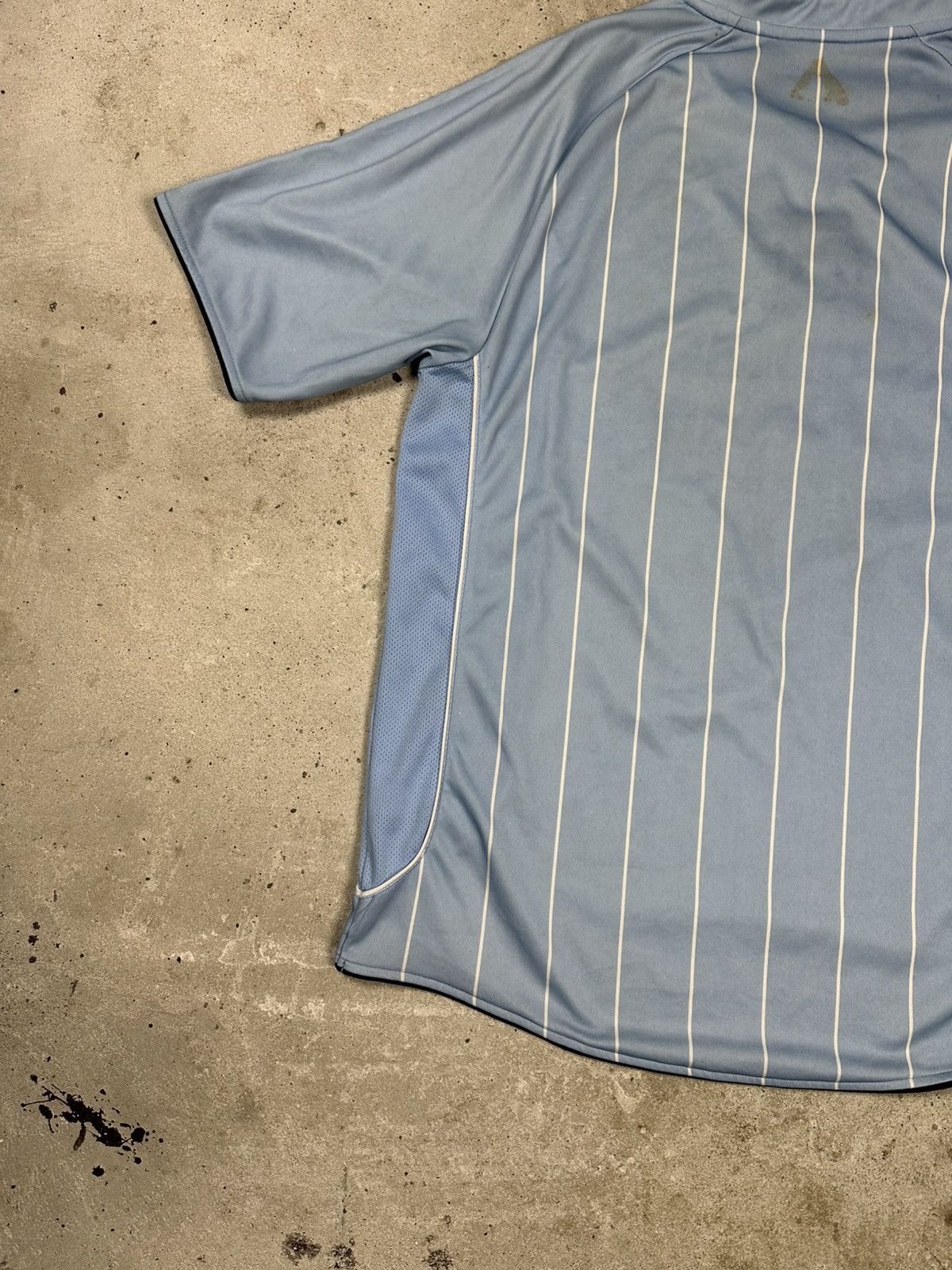 Le Coq Sportif × Vintage Vintage Le Coq Sportif x Manchester City 2007/2008 Home Tee Size US L / EU 52-54 / 3 - 12 Thumbnail