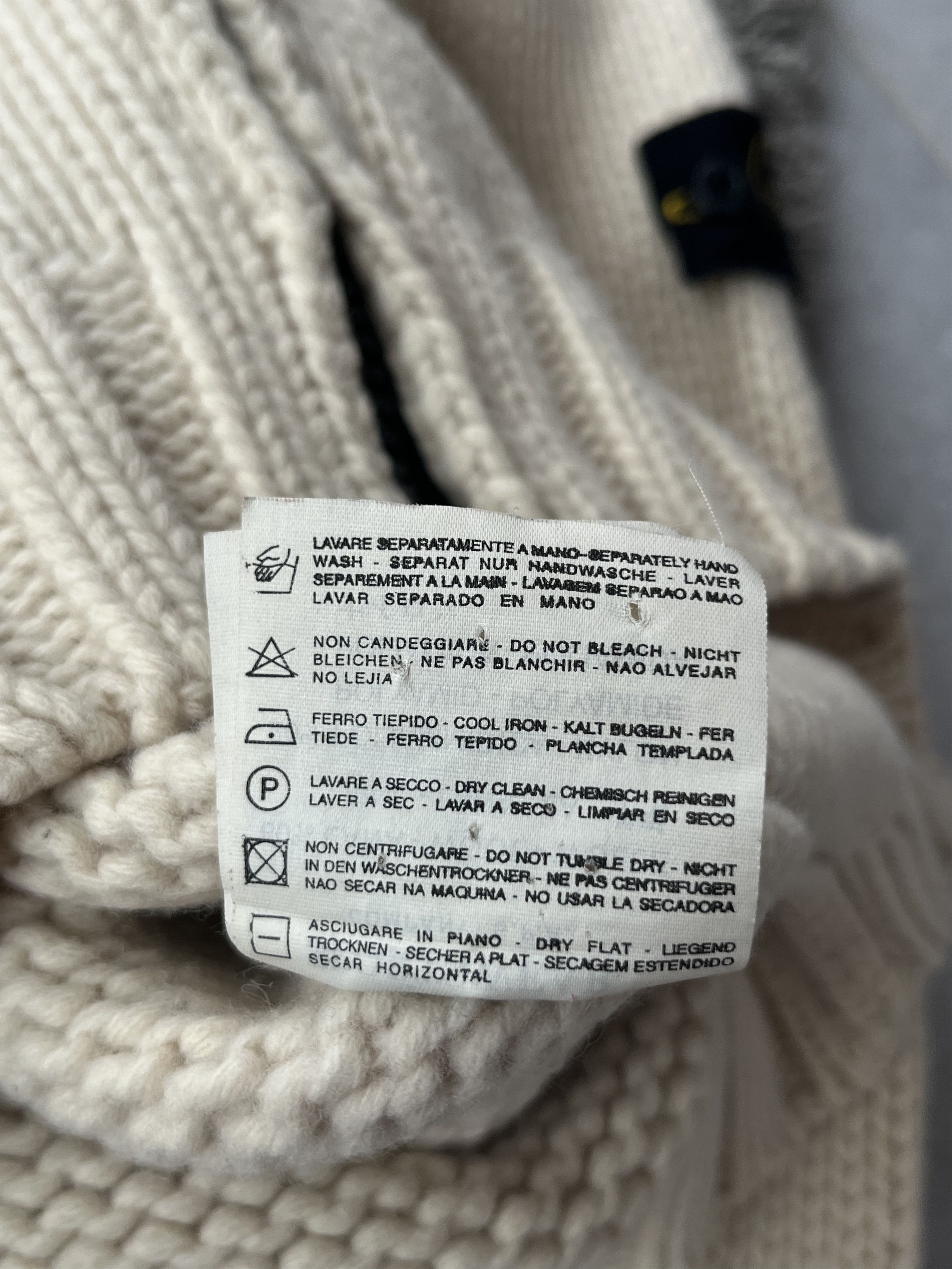 Stone Island STONE ISLAND Vintage Full Zip Knitwear MADE IN ITALY Size US M / EU 48-50 / 2 - 14 Thumbnail
