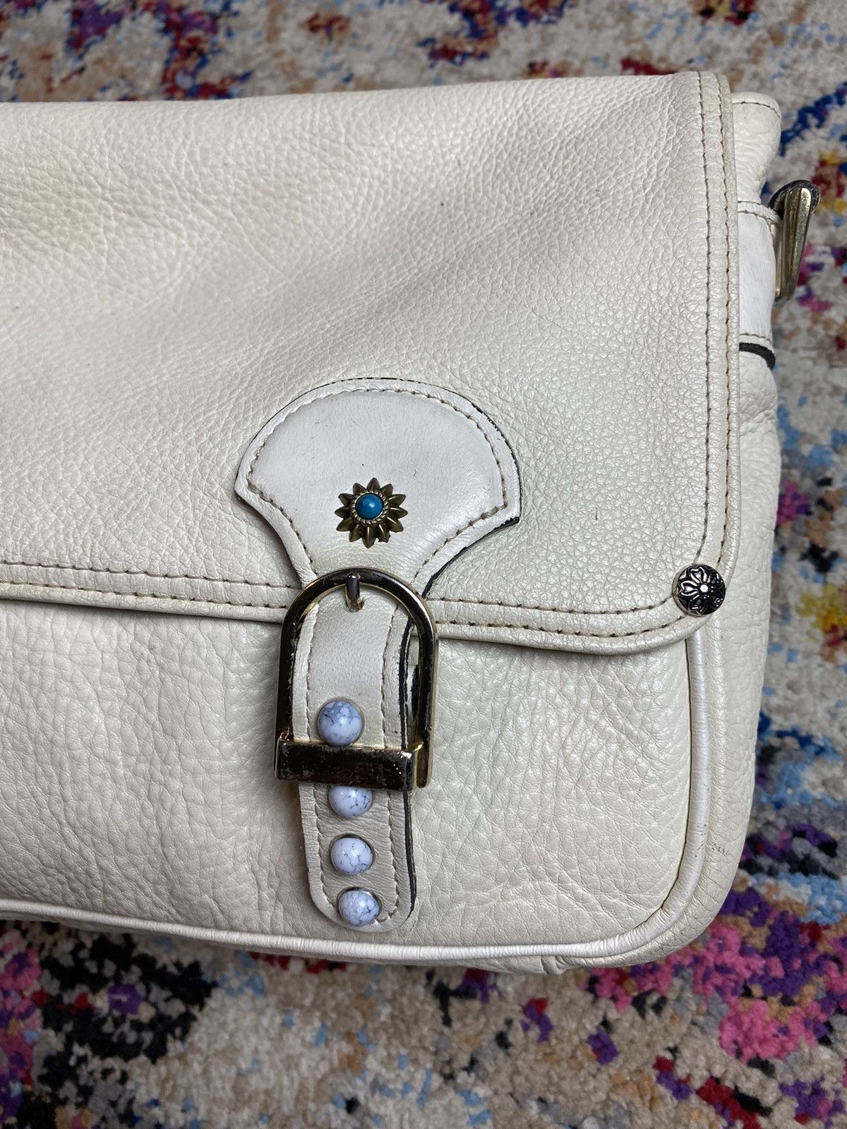 Japanese Brand × Other × Vintage Vintage Japan full grained White Leather Artisan Messenger Size ONE SIZE - 7 Thumbnail