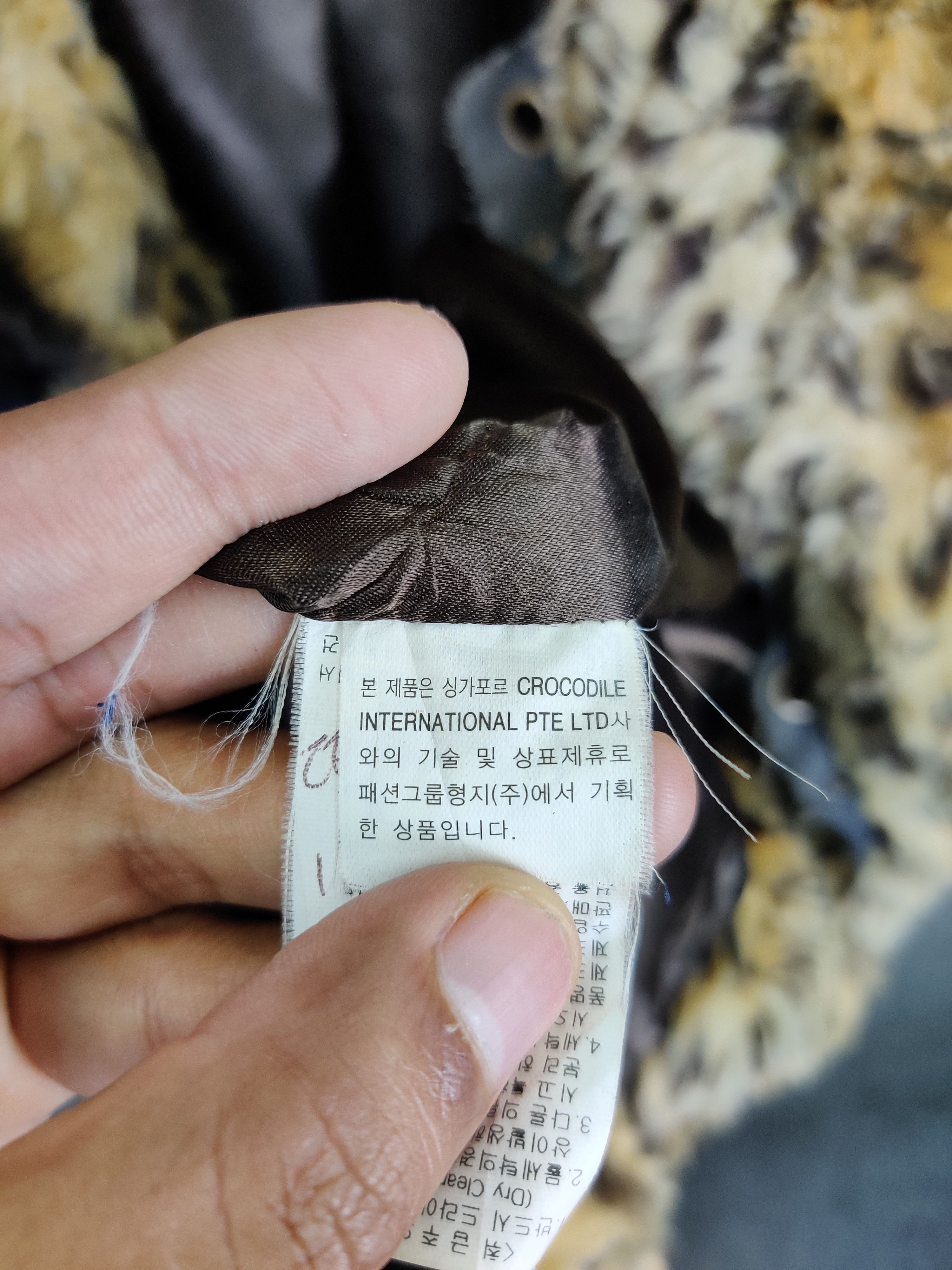 Japanese Brand Vintage Crocodile Ladies Leopard Faux Fur Vest Size US M / EU 48-50 / 2 - 11 Thumbnail