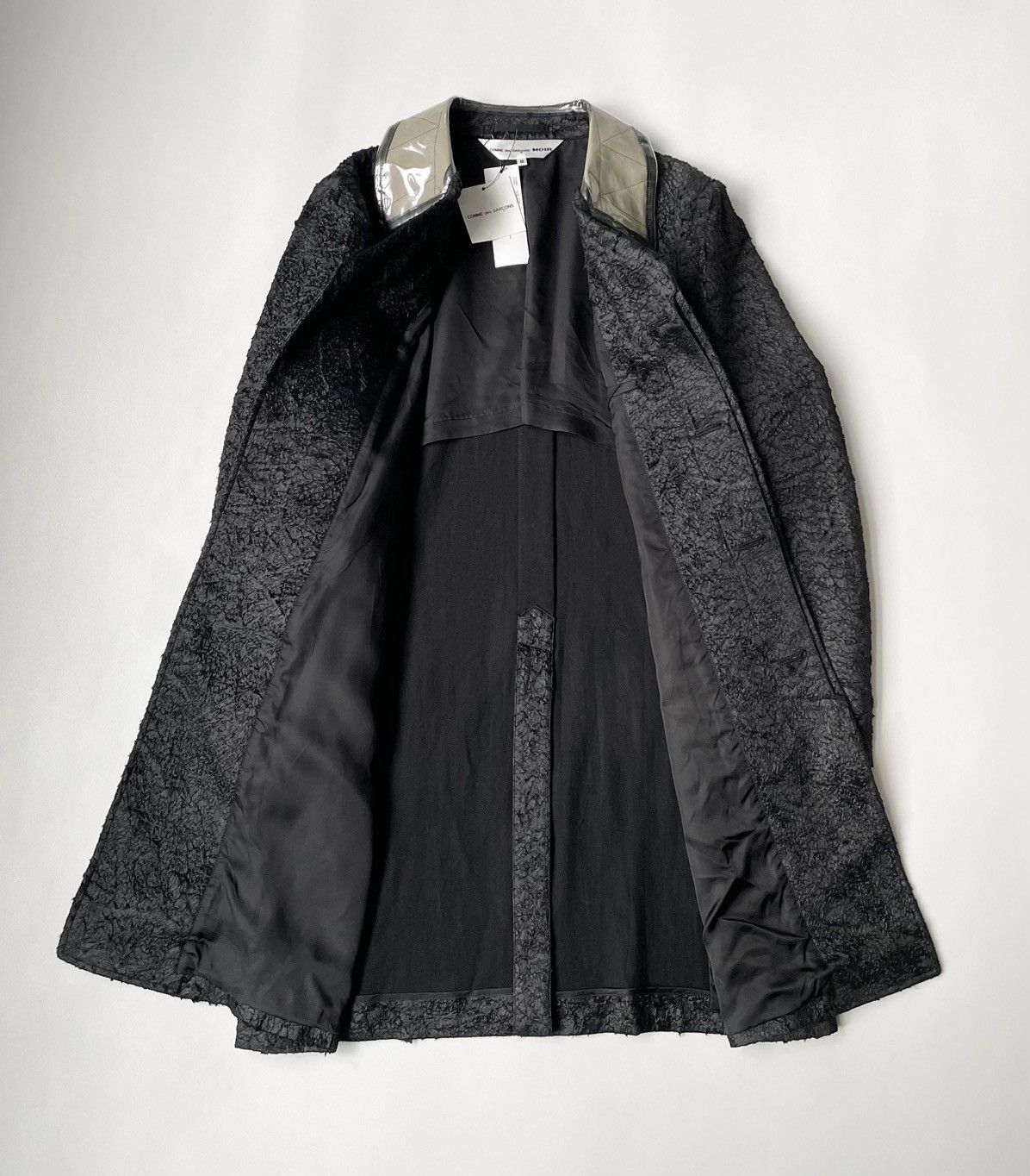 Comme des Garcons A/W 05 Coated Cotton Overcoat Size S / US 4 / IT 40 - 10 Thumbnail