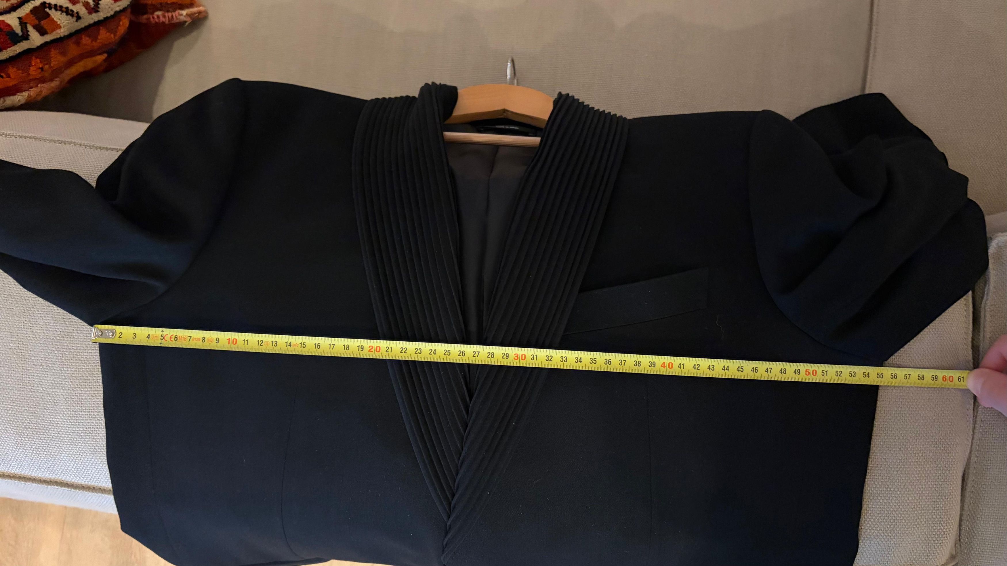 Issey Miyake Issey Miyake Black Blazer With Pleated Collar/Lapel Size 52L - 7 Thumbnail