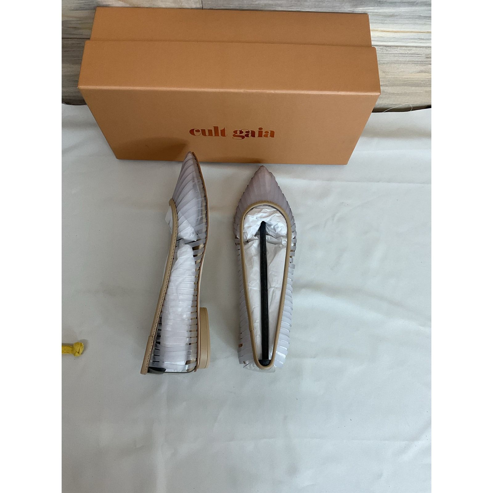 Cult Gaia CULT GAIA Clear Leena Flat Shoe Womens 7 EU 37 Pointed Toe Size US 7 / IT 37 - 3 Thumbnail