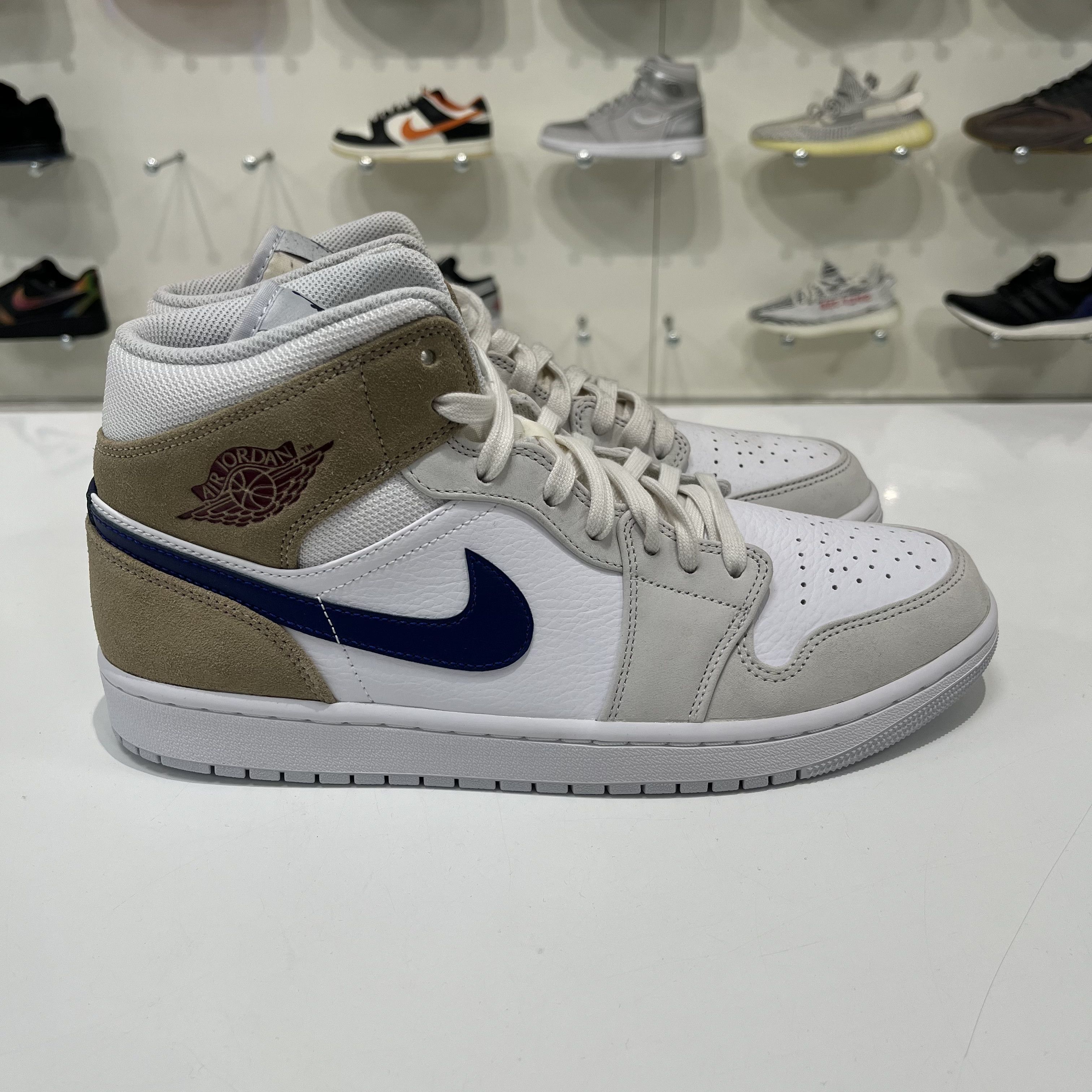 Nike Air Jordan 1 Mid Tan Suede Size US 11 / EU 44 - 4 Thumbnail