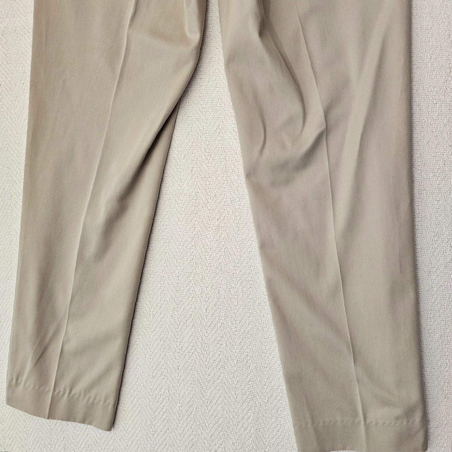 Vintage L.L. Bean Pants Men Chino Beige Flat Front Casual Size 30 Regular 29 Inseam 29 In Straight Leg Vintage No Size US 30 / EU 46 - 8 Thumbnail