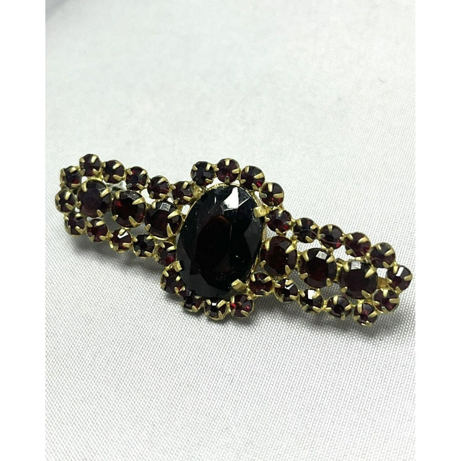 Vintage Estate Red Garnet Stone Vintage Brooch Pin Size ONE SIZE - 3 Thumbnail