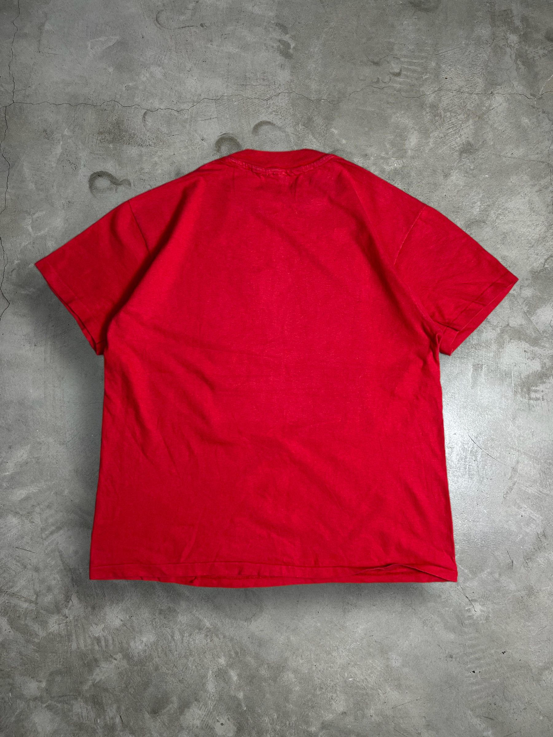 Vintage Vintage 90s Beach Blanket Babylon Venue Promo T (M) GTME236 Size US M / EU 48-50 / 2 - 7 Thumbnail