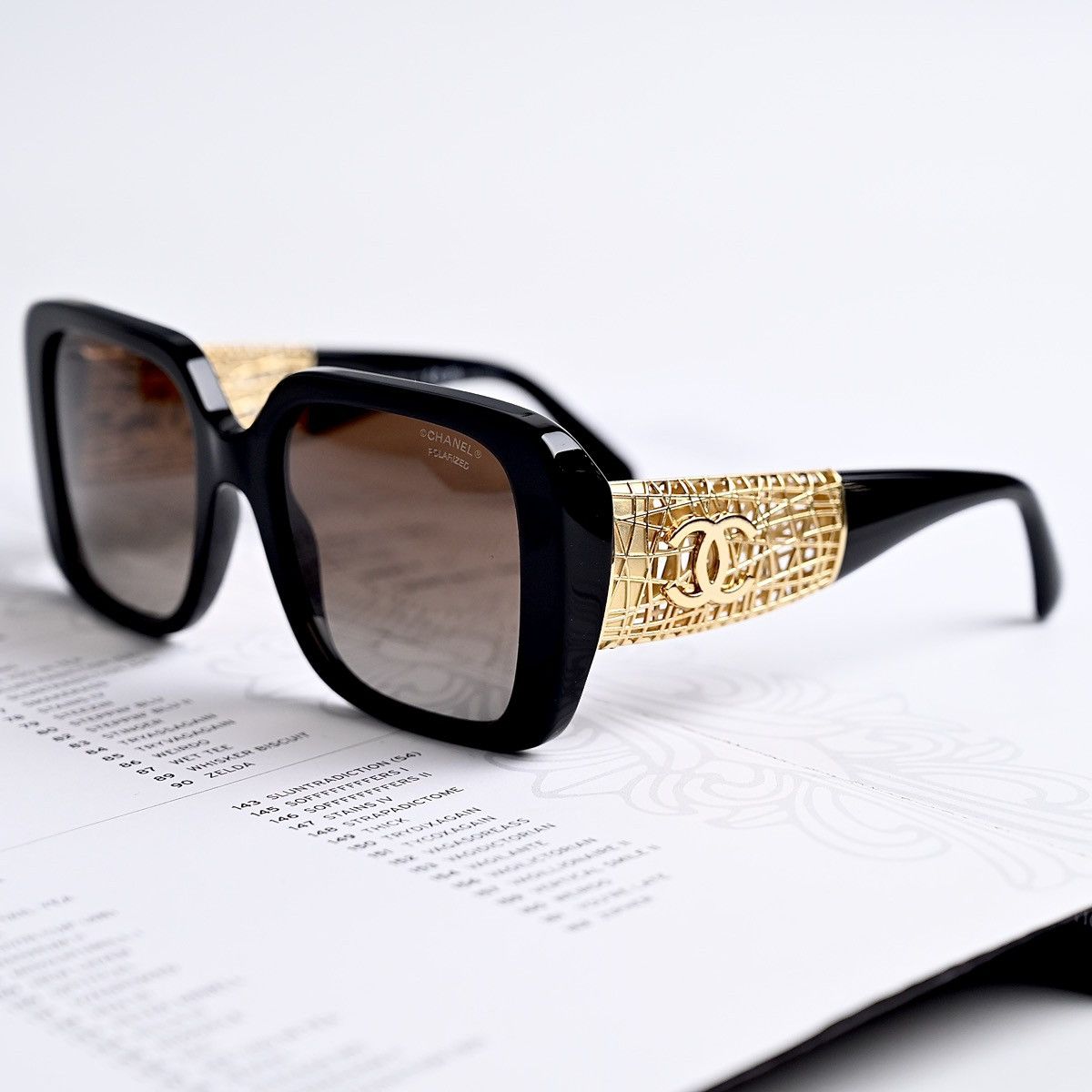 Chanel CHANEL 0CH5532 C622S9 SUNGLASSES Size ONE SIZE - 2 Thumbnail
