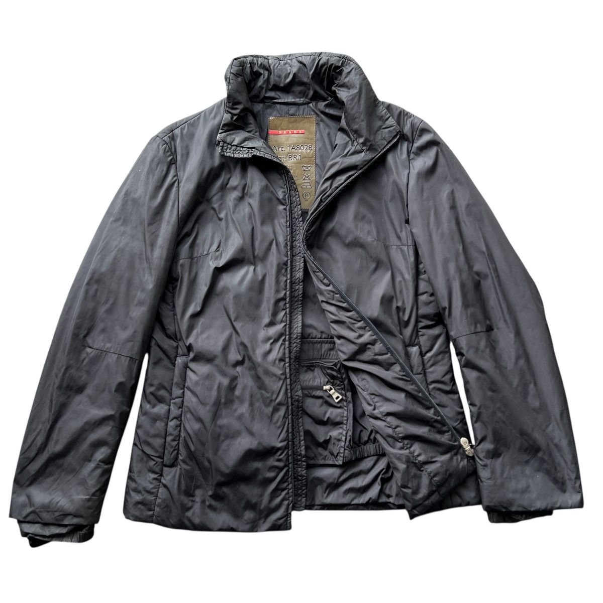 Prada Vintage Prada Light Puffer Jacket Made In Italy Size 42 Size S / US 4 / IT 40 - 7 Thumbnail