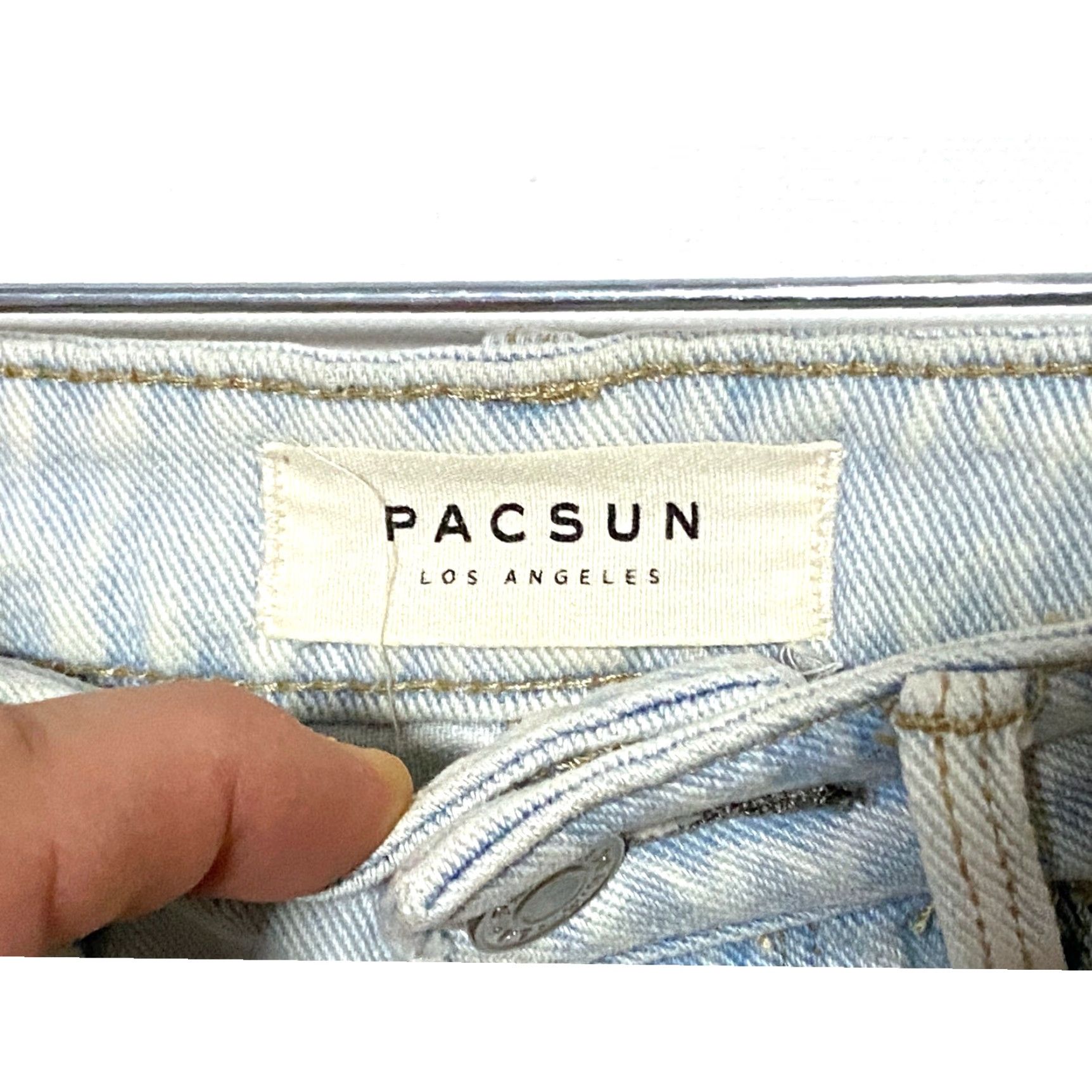 Pacsun VINTAGE PacSun Denim Girlfriend Shorts 22 Button Fly Cuffed Distressed Festival Grunge Womens Shorts 22 Blue Size 40" / US 18 - 6 Thumbnail