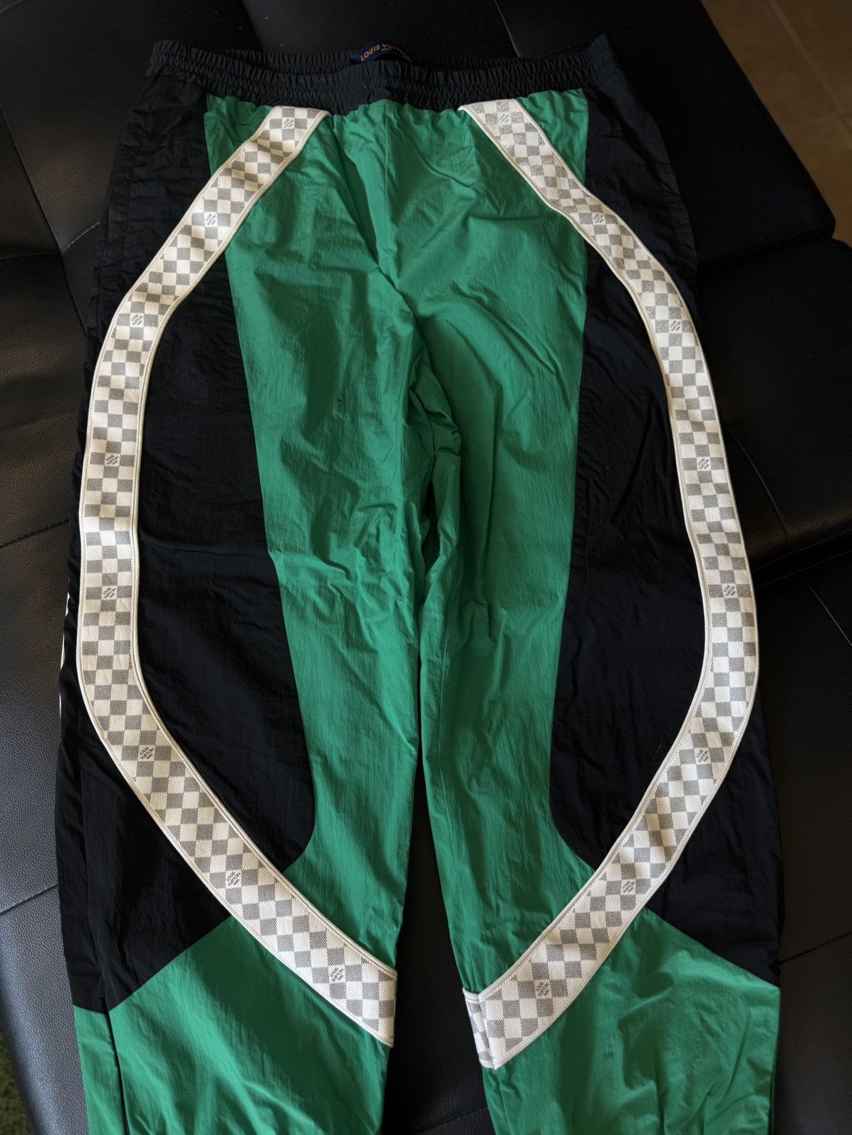 Louis Vuitton Louis Vuitton Green Golf Sweatpants RARE Size 2XL Size US 38 / EU 54 - 3 Thumbnail