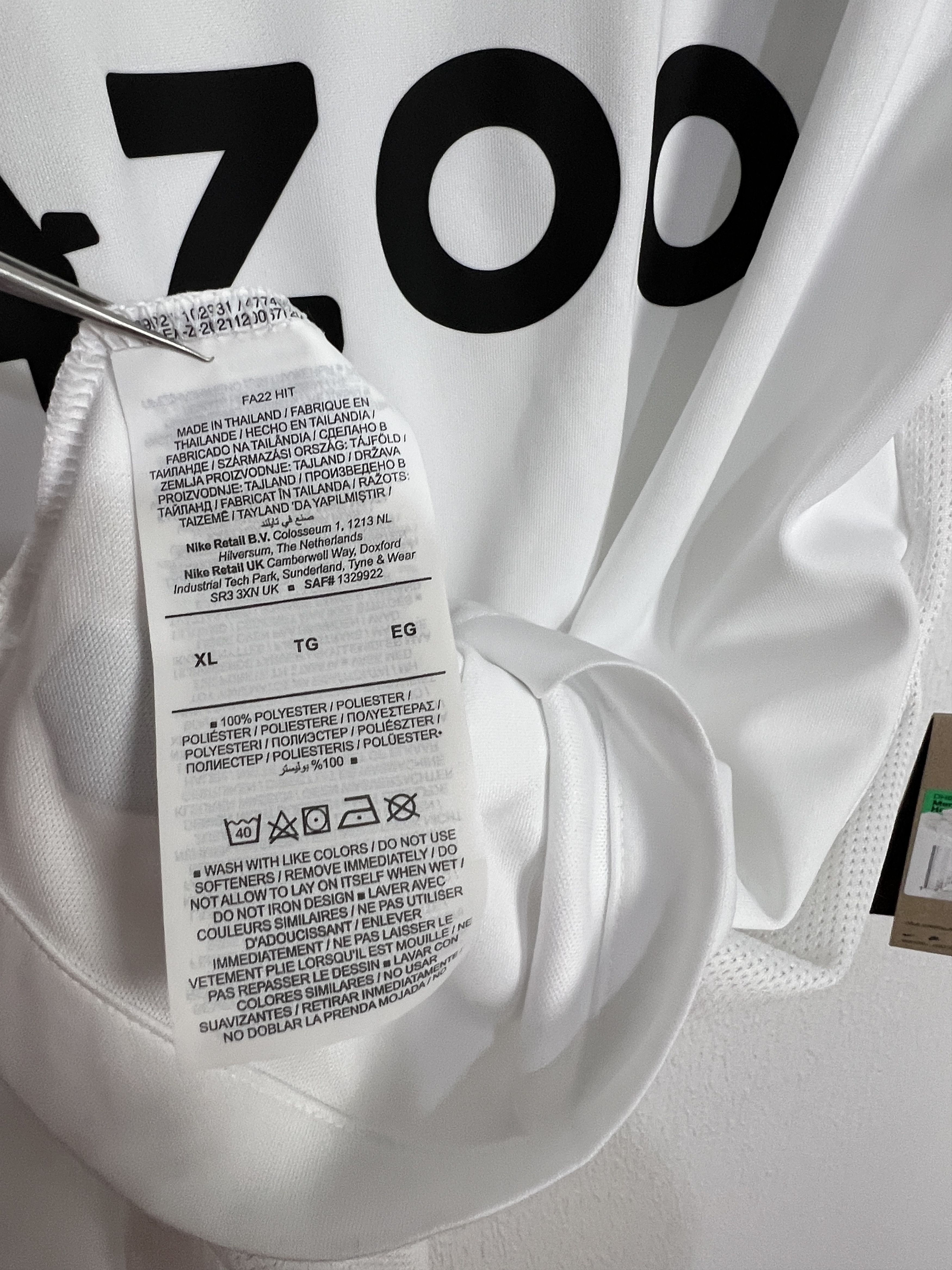 Nike Freiburg Third football shirt 2023 Soccer Nike Jersey Trikot Size US XL / EU 56 / 4 - 8 Thumbnail