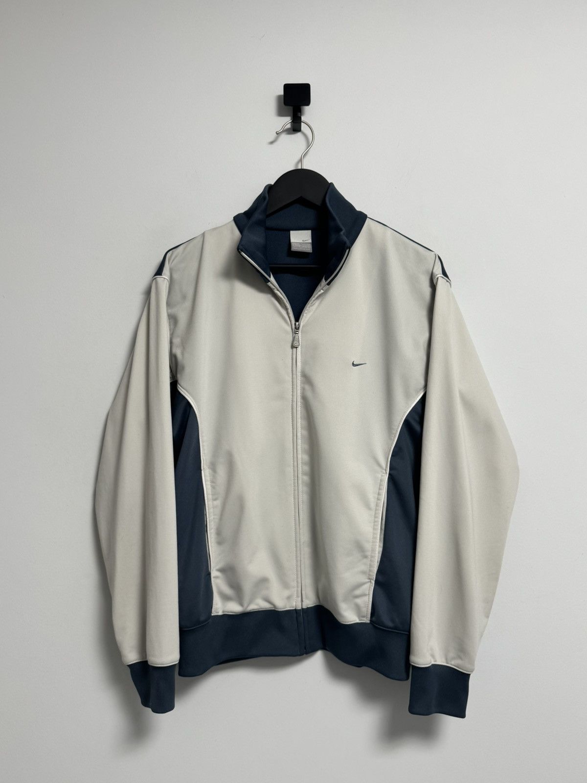 Vintage 🔥Vintage Nike track suit size M logo drill swoosh Size US M / EU 48-50 / 2 - 2 Thumbnail