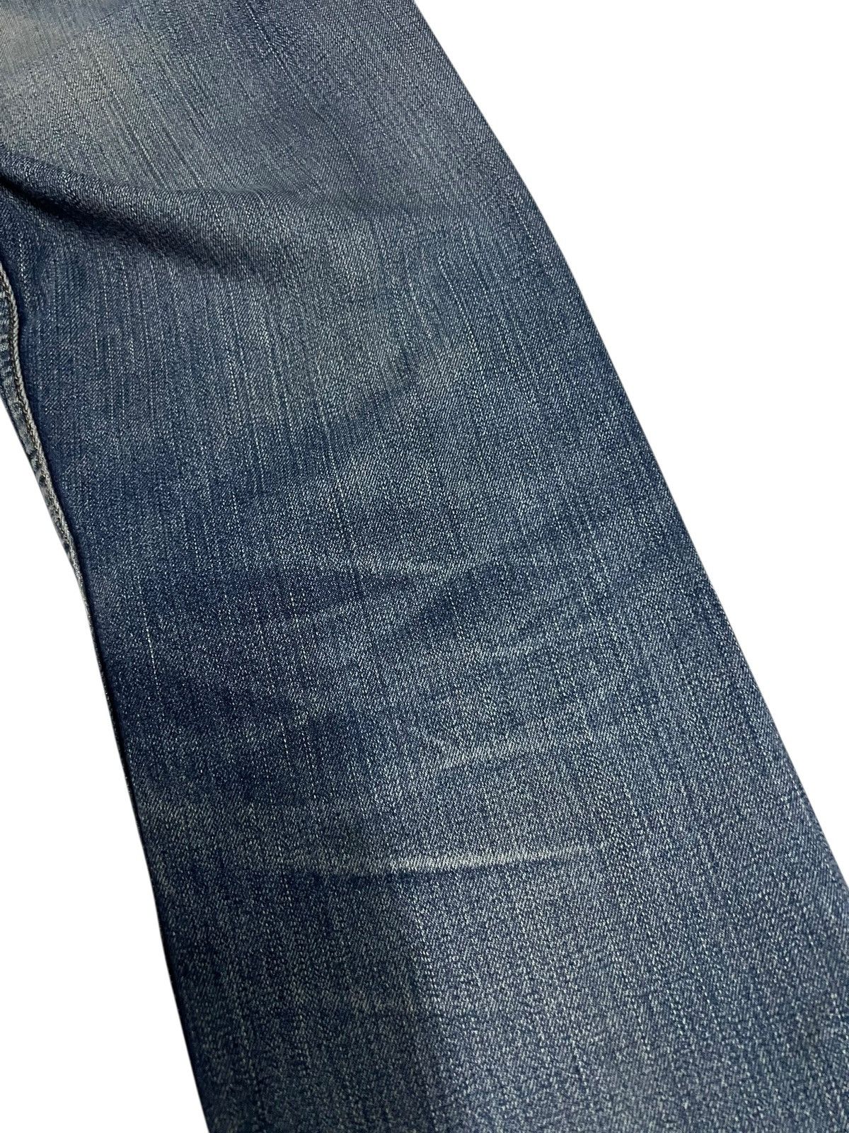 Levi's Vintage Levi’s 505-03 Faded Distress Jean Size US 34 / EU 50 - 18 Thumbnail