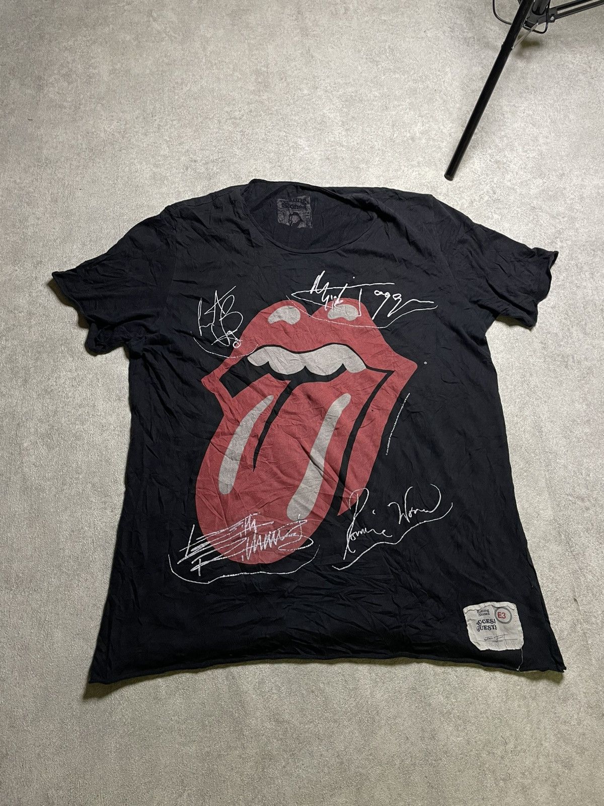 If Six Was Nine Rolling Stones Vintage Tour Tee – Autograph Graphic Size US L / EU 52-54 / 3 - 1 Thumbnail