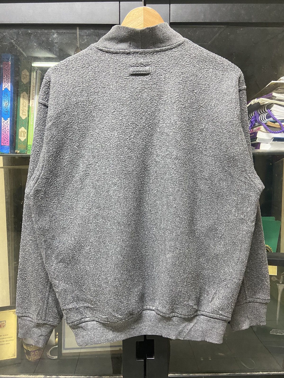 Valentino × Vintage Valentino Jeans SpellOut Sweatshirt Size US M / EU 48-50 / 2 - 4 Thumbnail