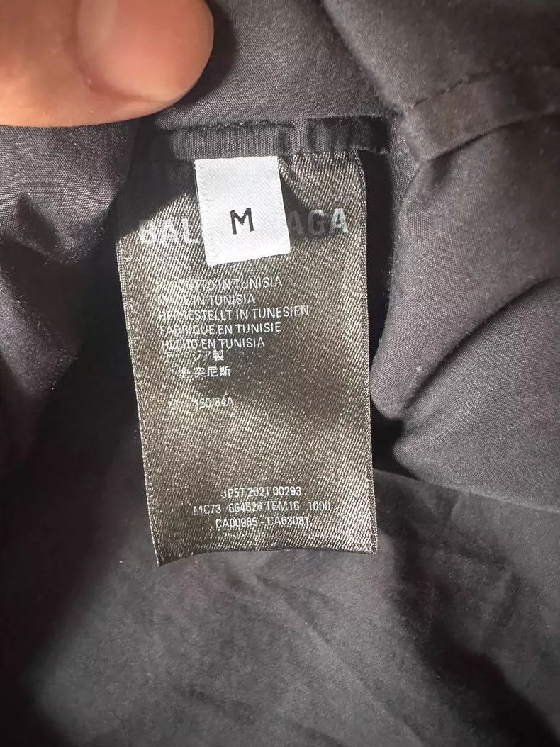 Balenciaga Balenciaga Shirt Environmental Protection Black and Red Sh Size US M / EU 48-50 / 2 - 3 Thumbnail