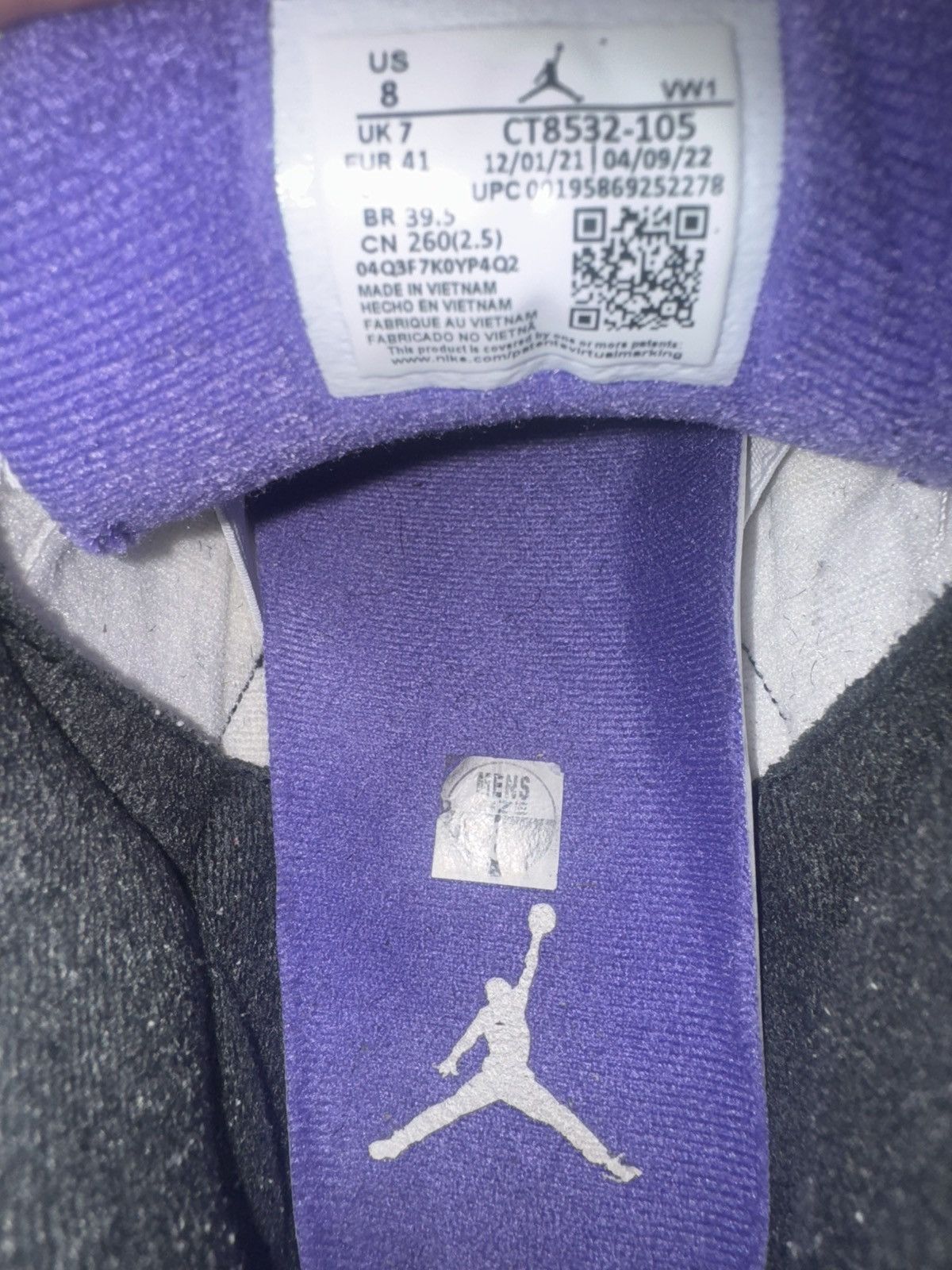 Jordan Brand Jordan 3 Retro ‘Dark Iris’ Size 8M Size US 8 / EU 41 - 5 Thumbnail