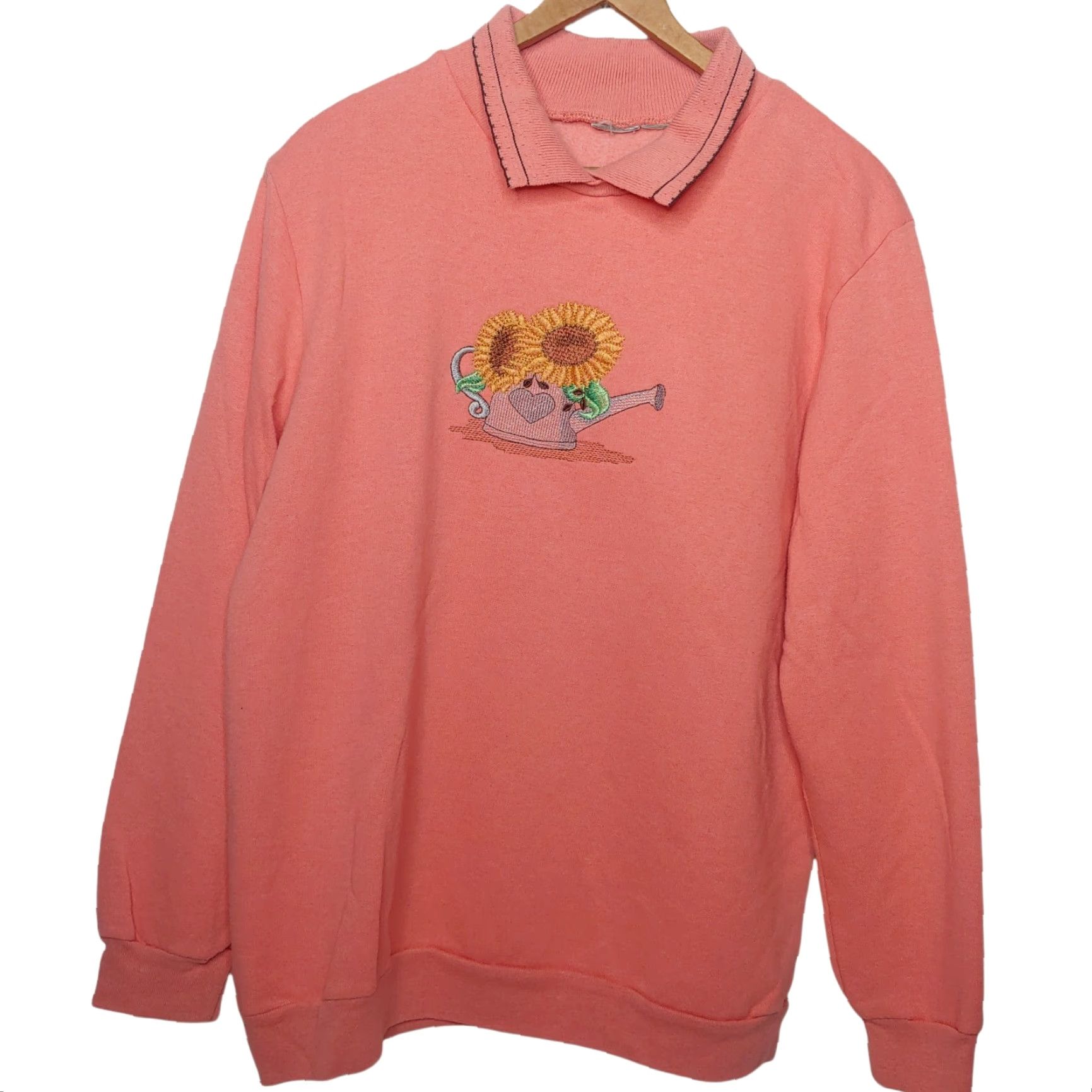 Sunflower VINTAGE Embroidered Floral Sweatshirt L Salmon Collared Pullover Cottagecore Women Size L / US 10 / IT 46 - 2 Thumbnail
